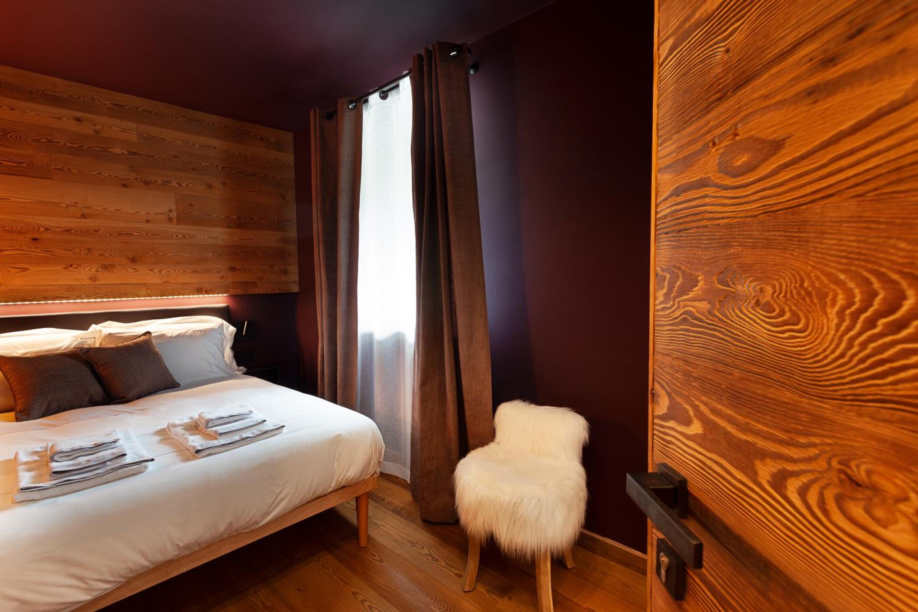 Double Room with Mountain View