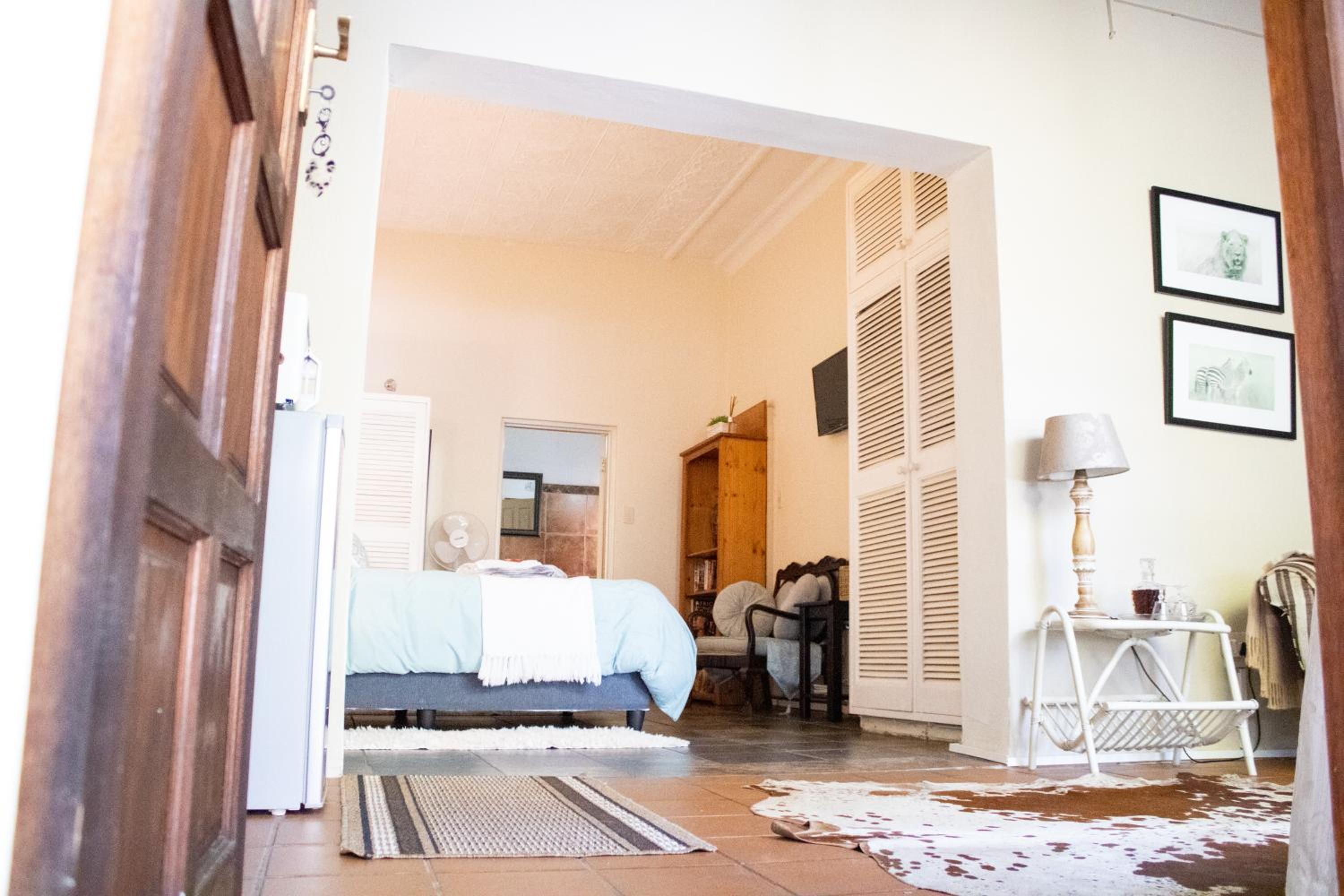 Double Room with Private Bathroom - Photo 1