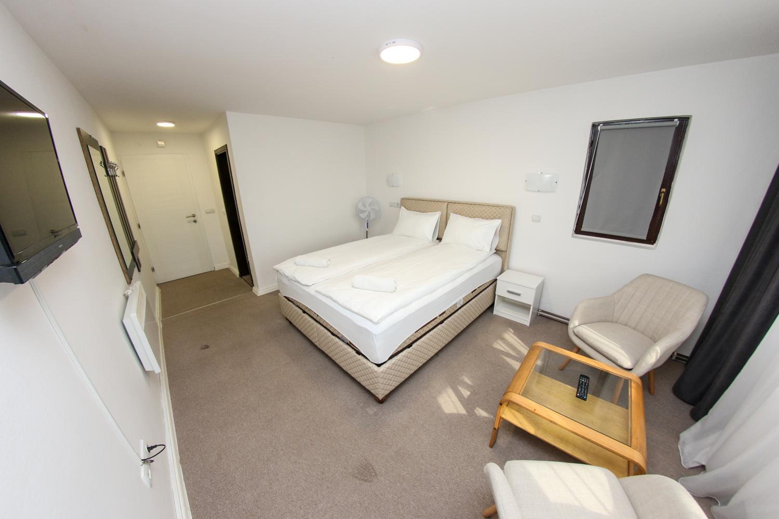 Standard Double Room photo 1