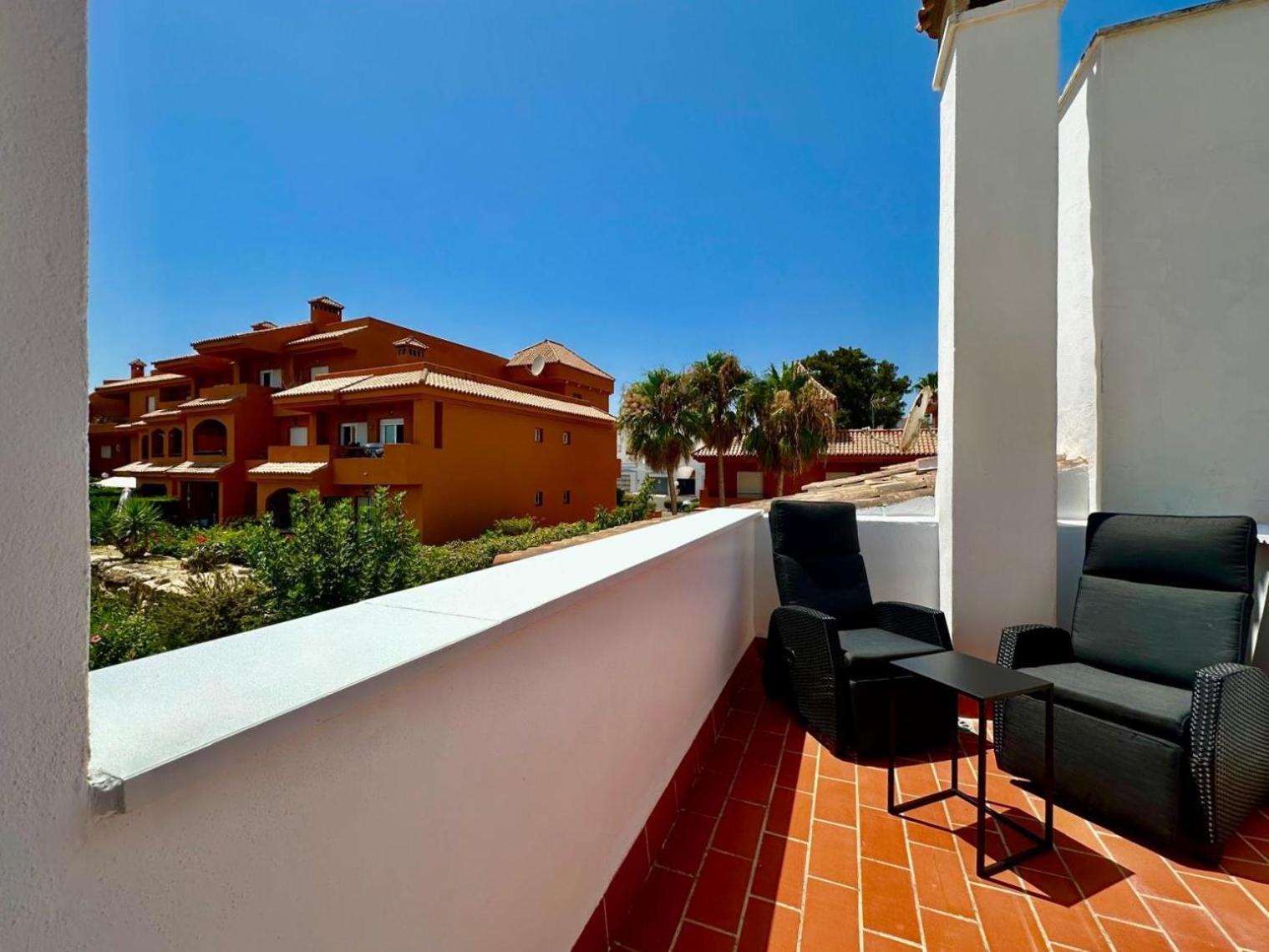 Villa photo 3