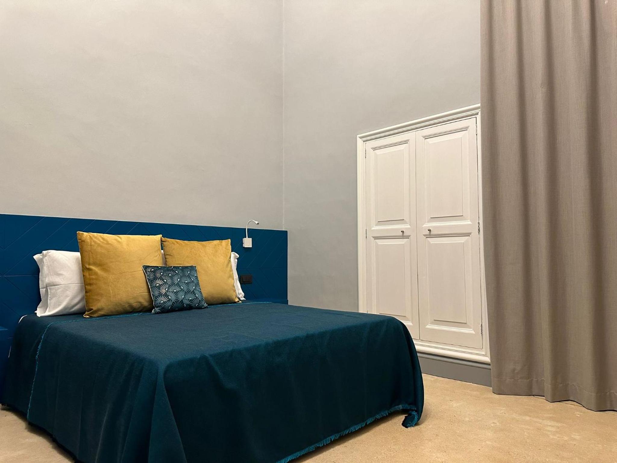 Standard Double Suite