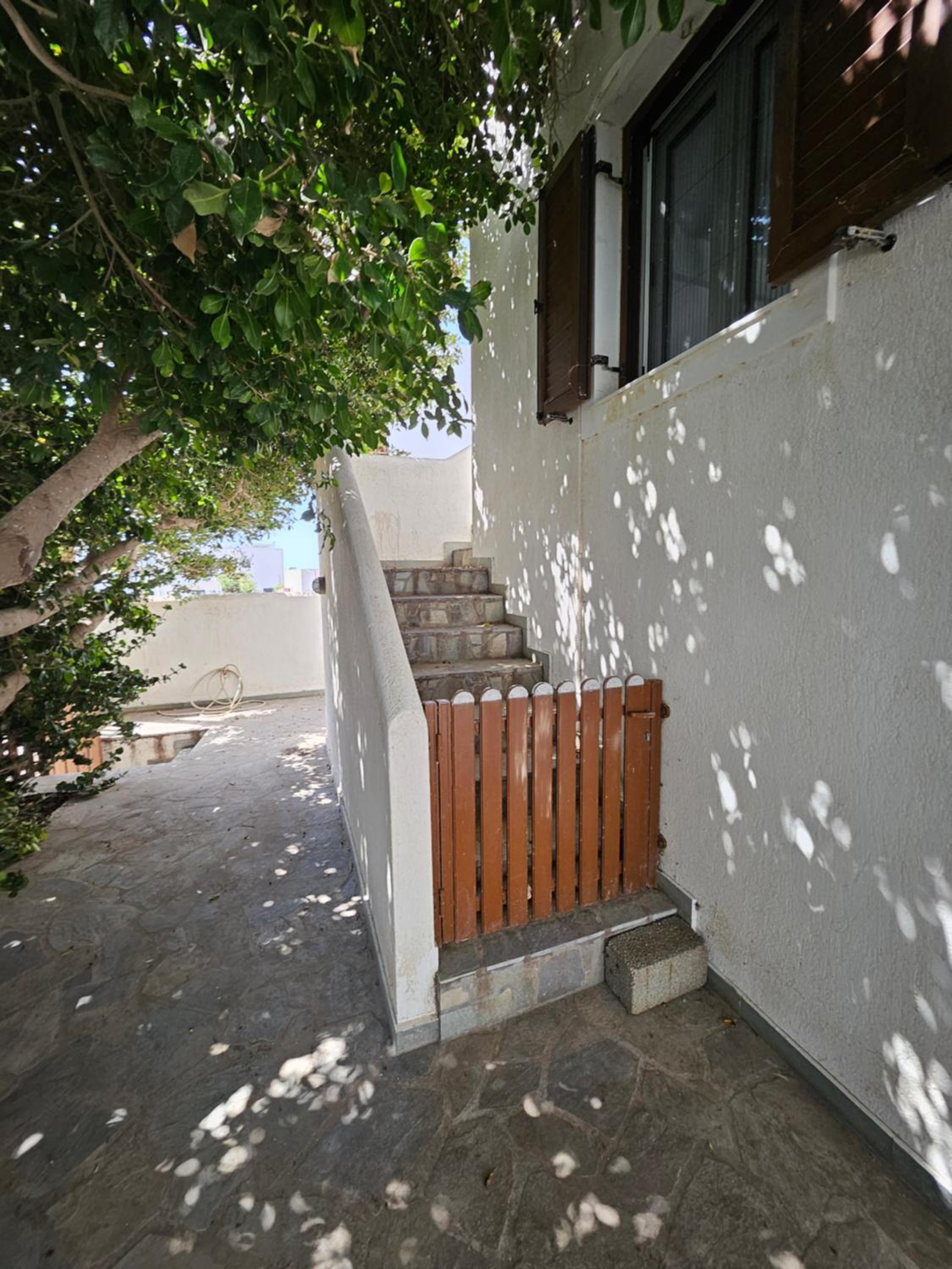 Four-Bedroom House photo 2