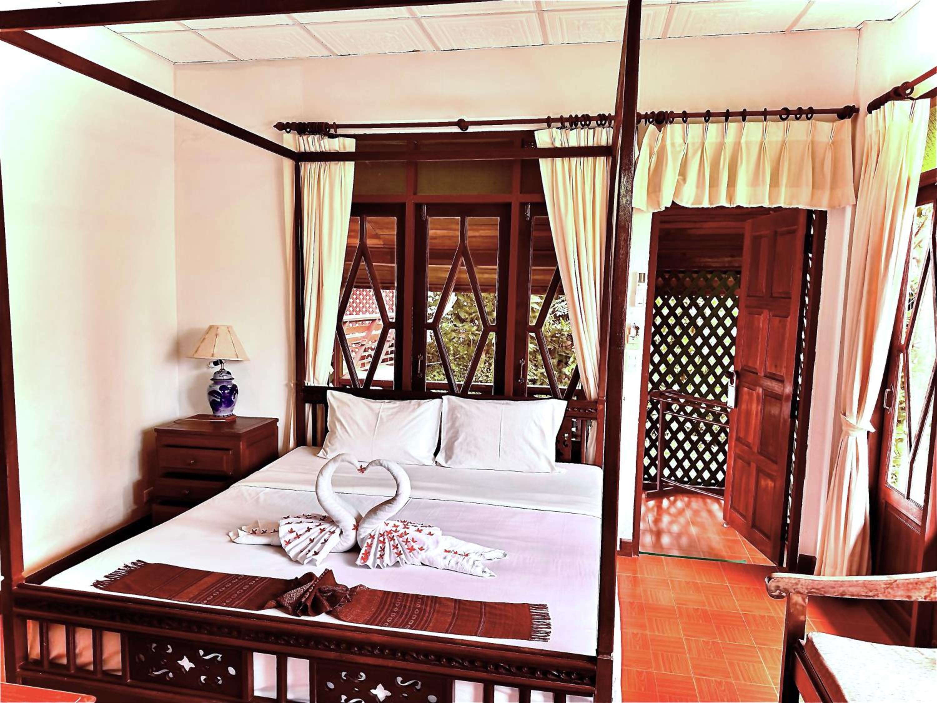 Two-Bedroom Bungalow - Photo 11