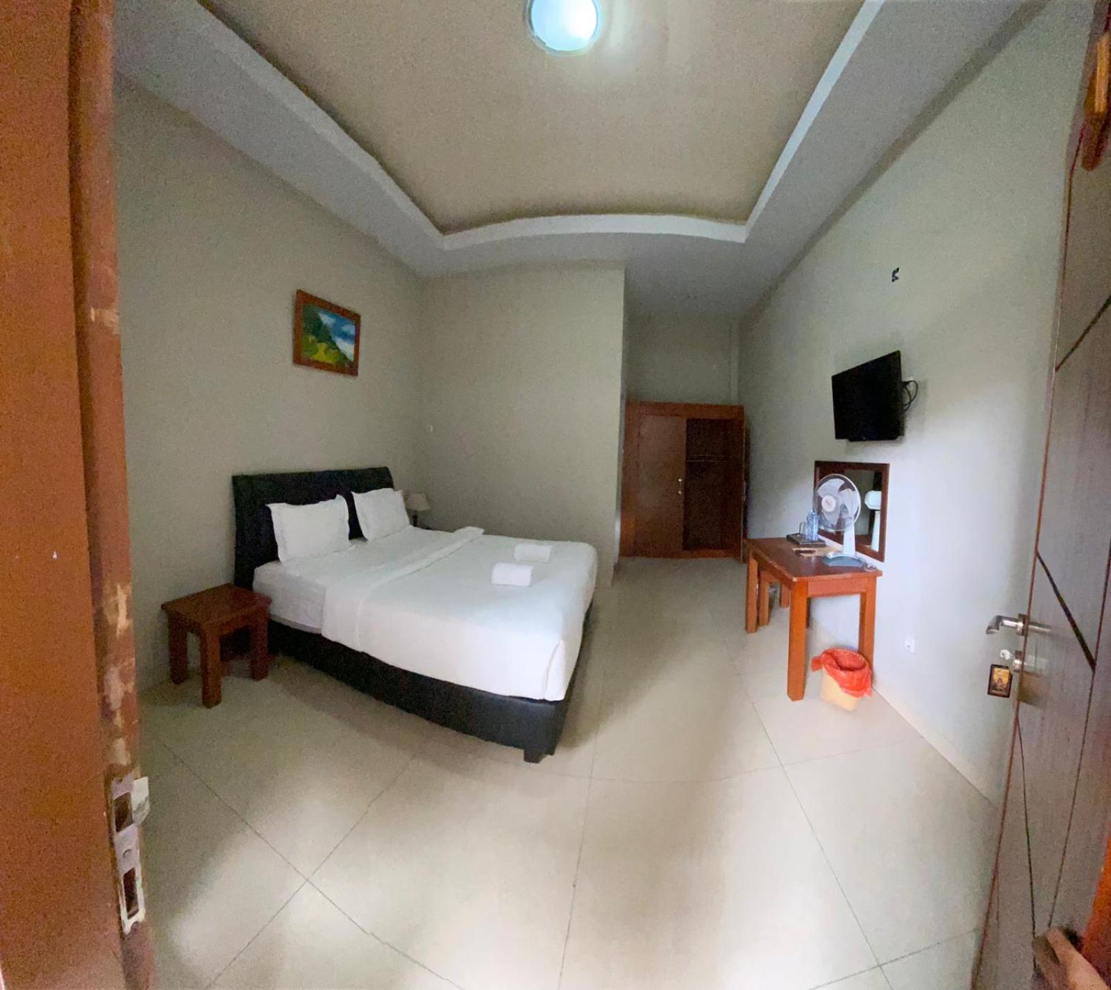 Standard Double Room photo 3
