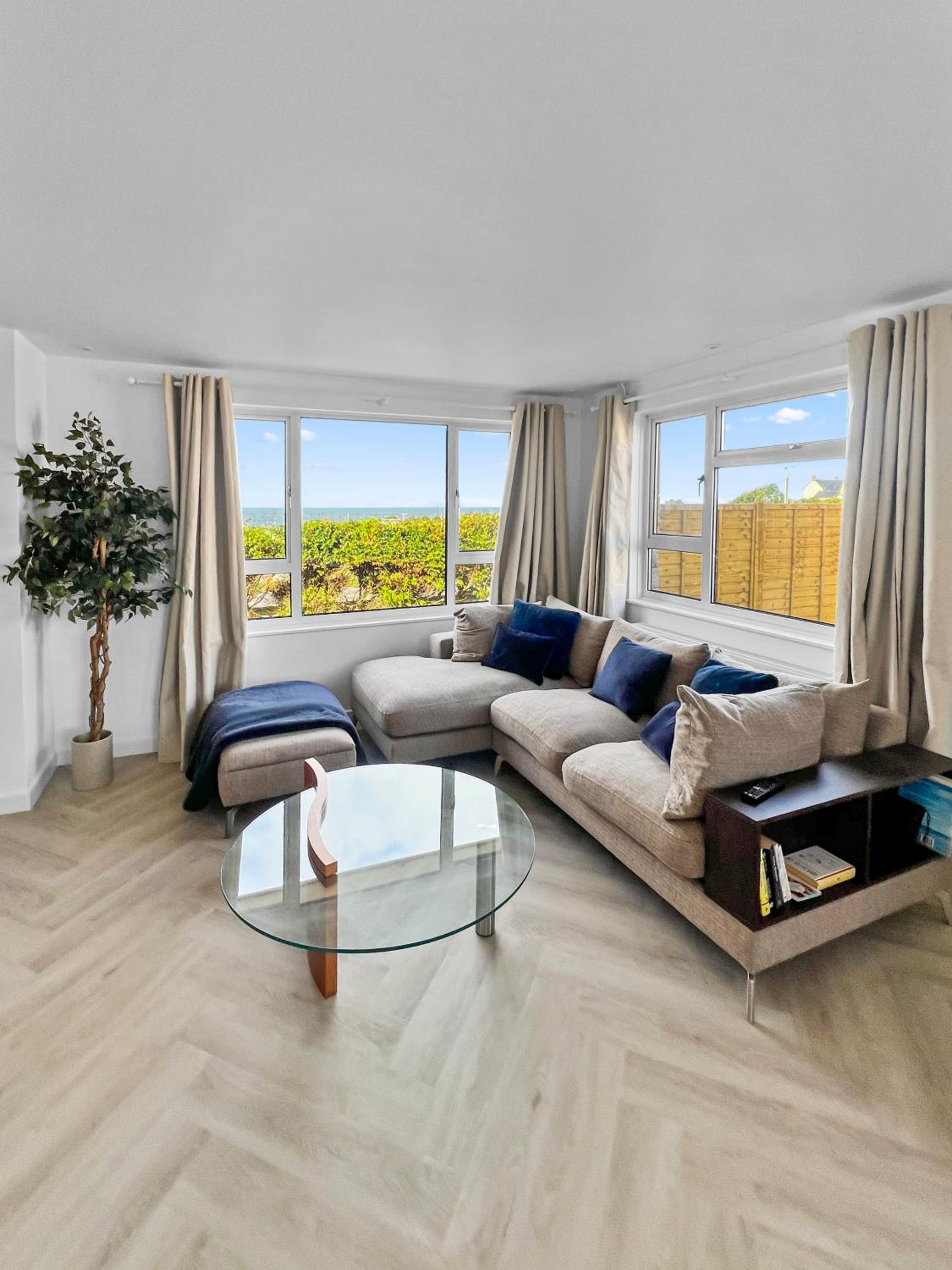 Three-Bedroom Villa photo 1