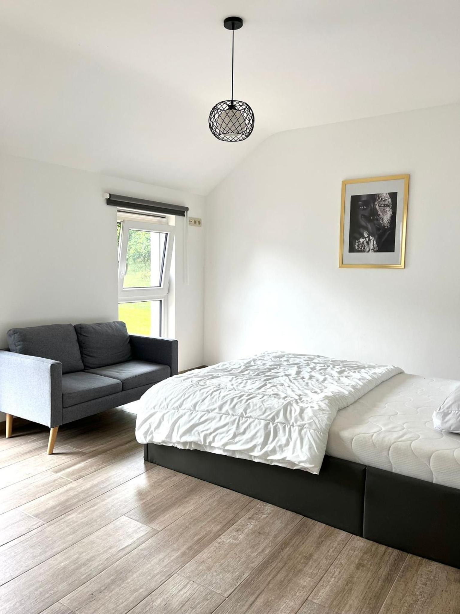 Three-Bedroom House photo 1