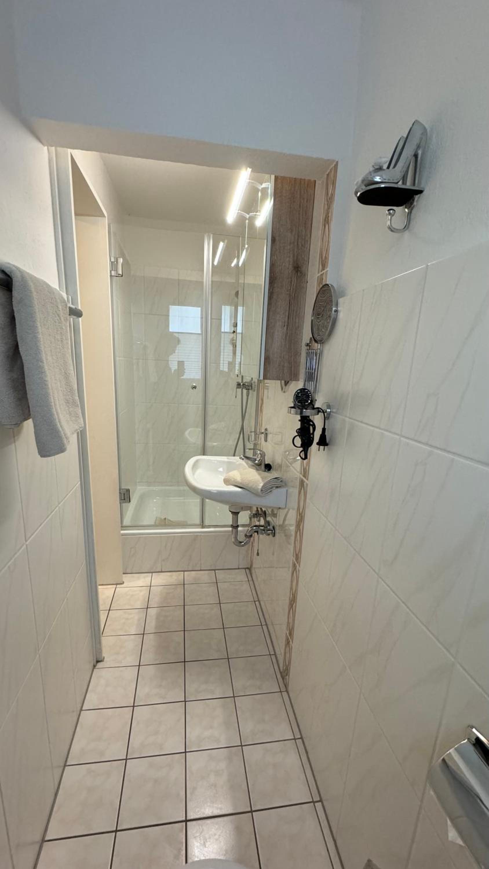 Single Room photo 3