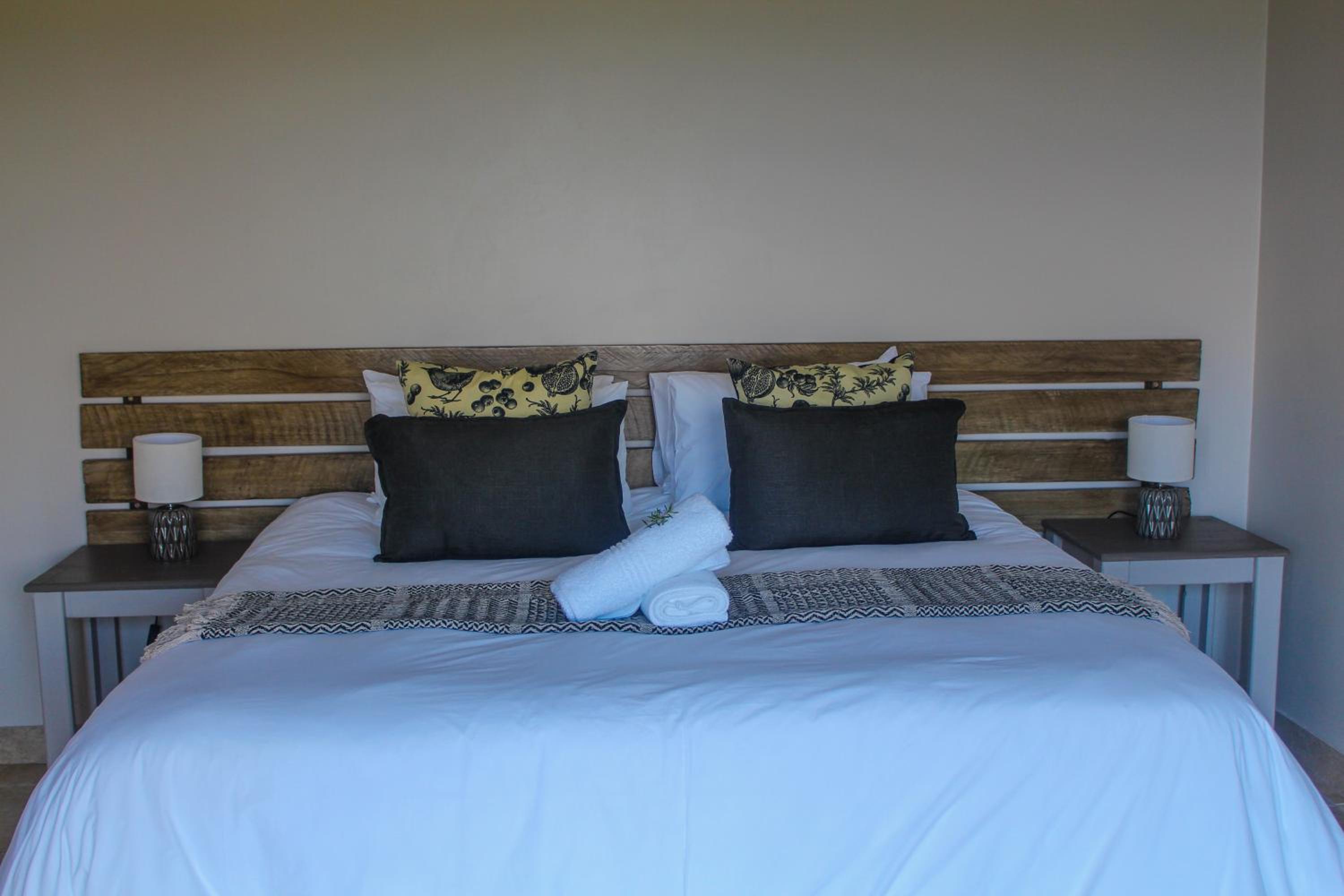 Comfort Family Room - Photo 4