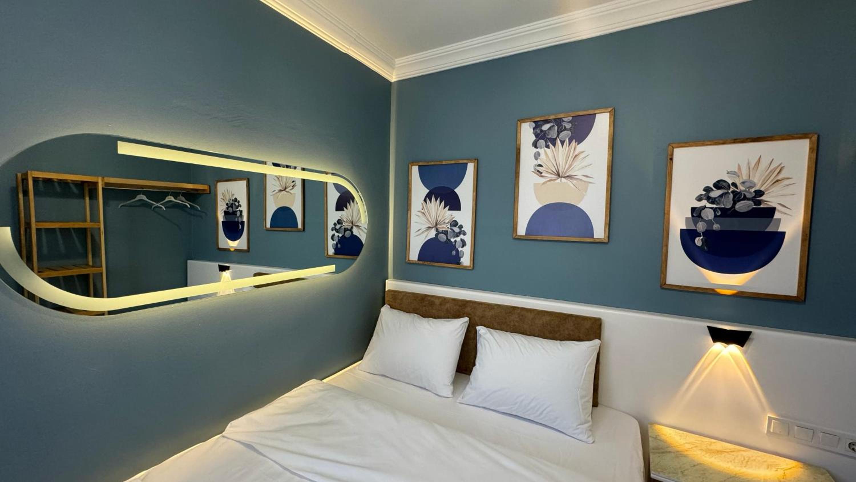 Deluxe Family Suite photo 2