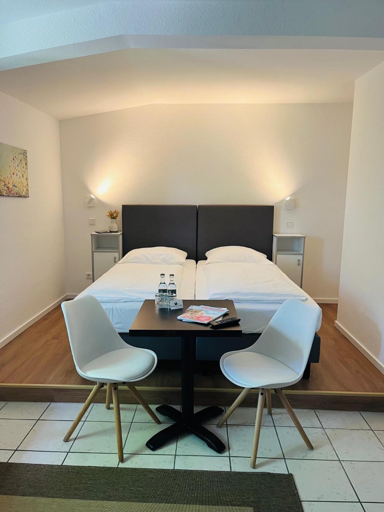Double Room - Photo 4