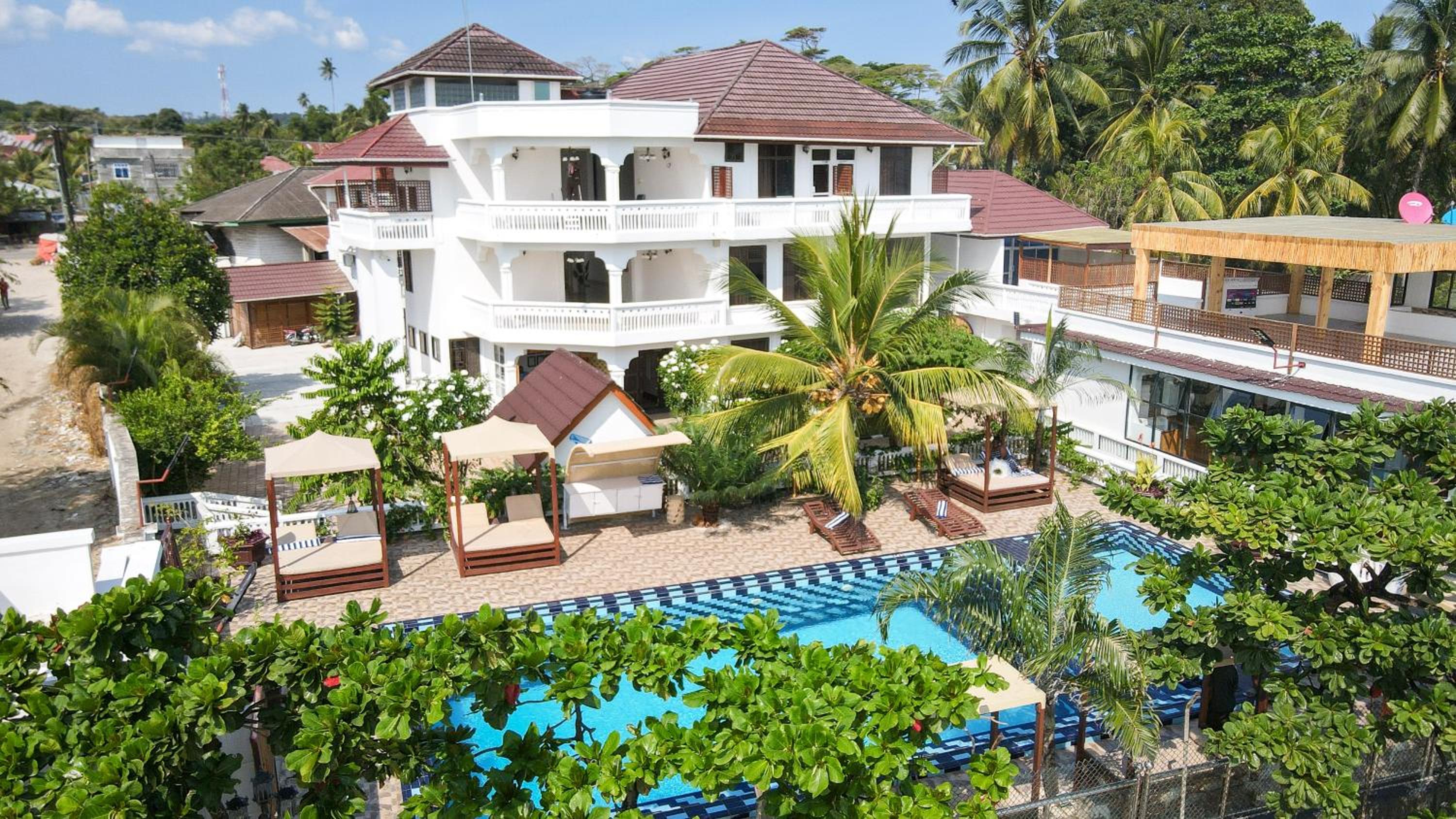 Deluxe Double Room with Balcony and Sea View