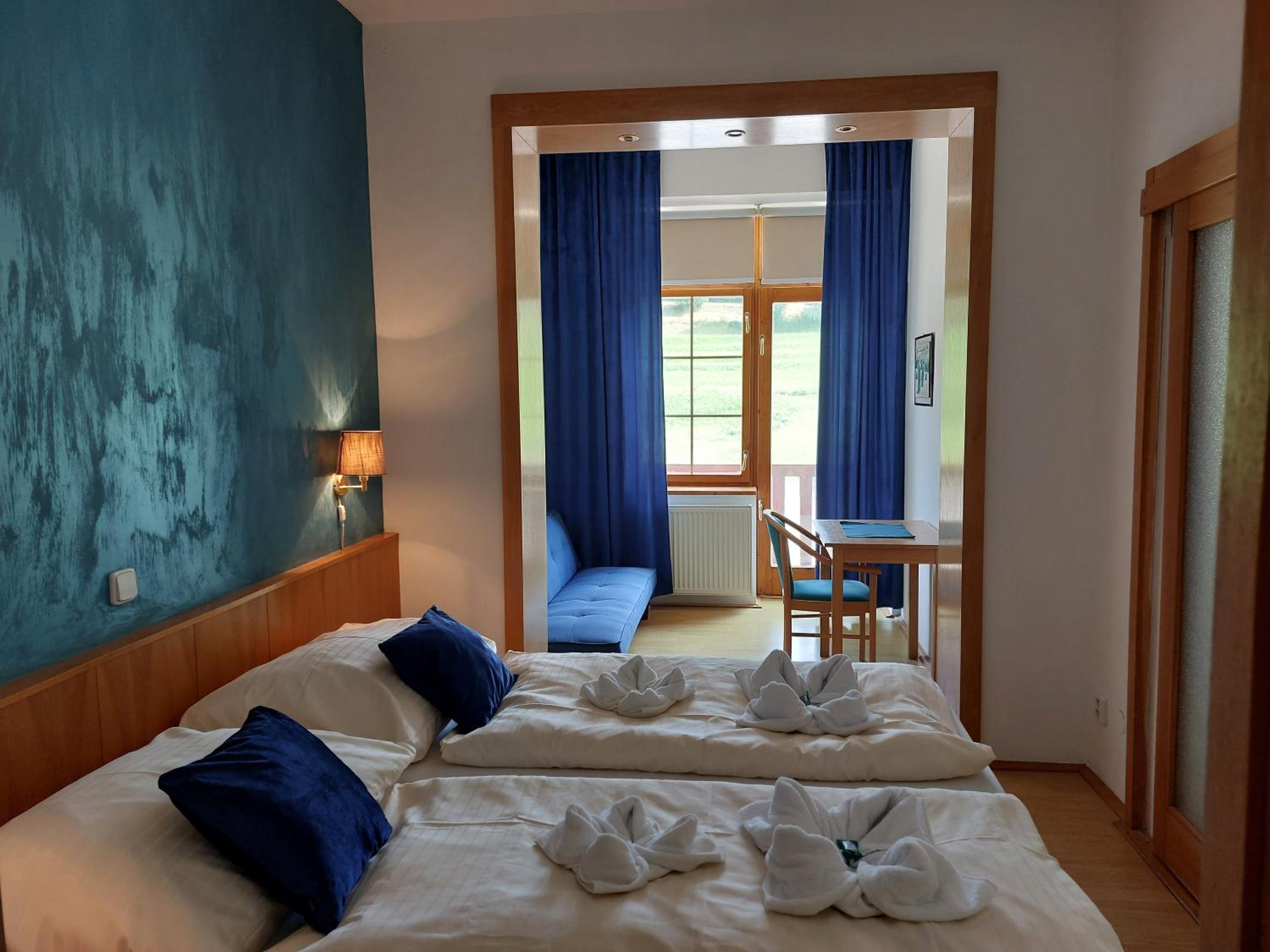 Apartment with Mountain View photo 1