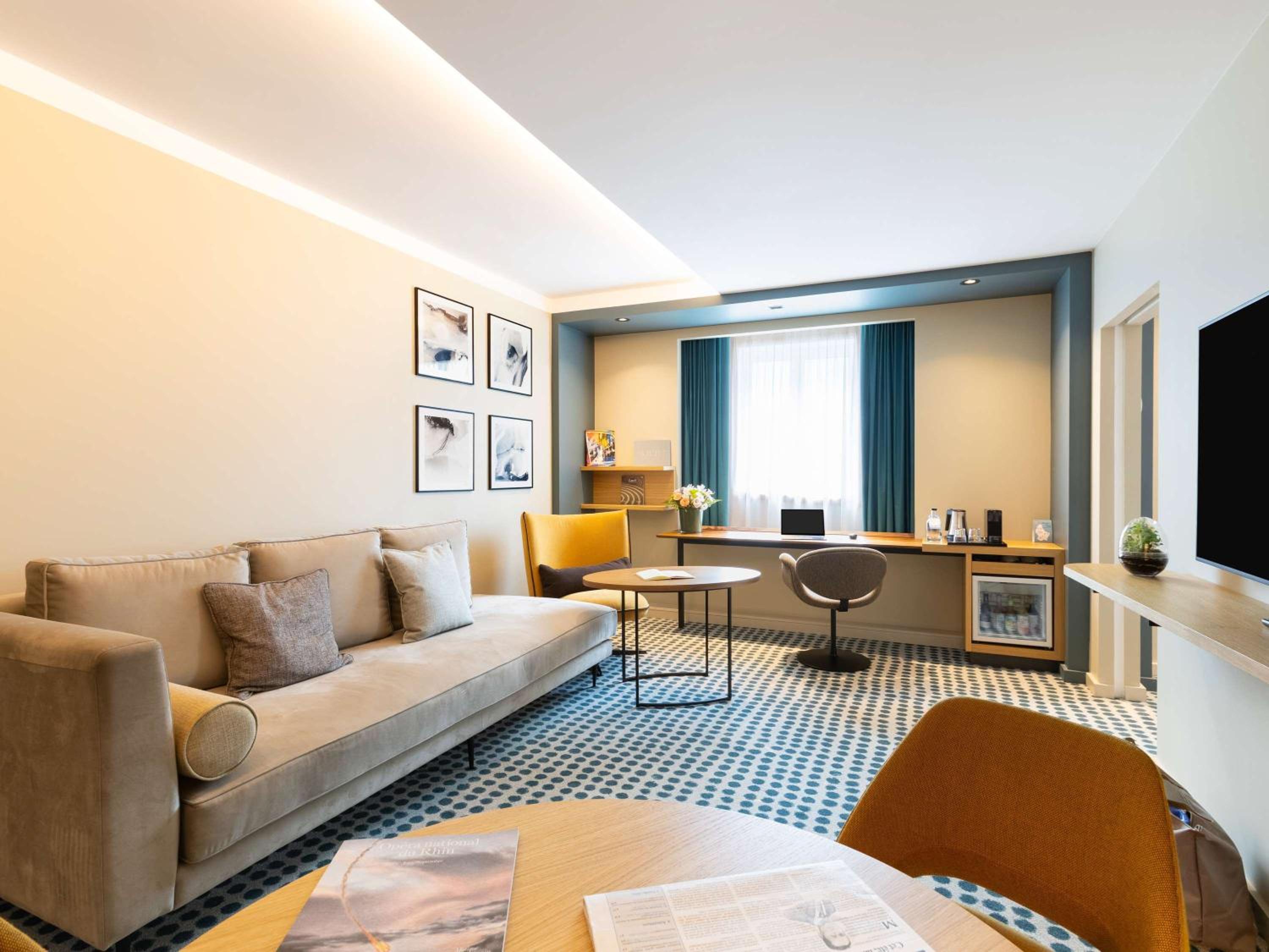 Executive Suite photo 1