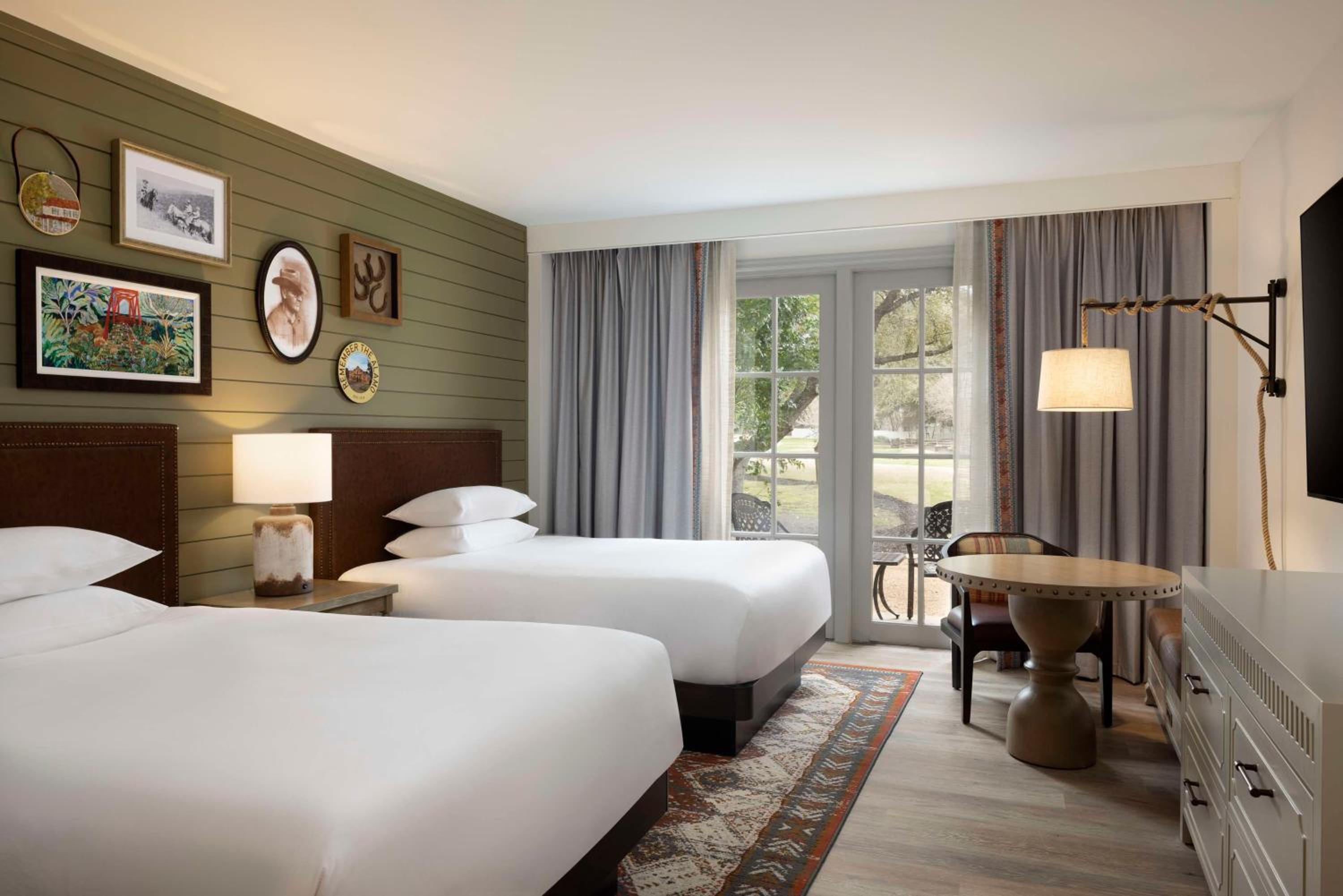 Queen Room with Two Queen Beds and Patio - Photo 1