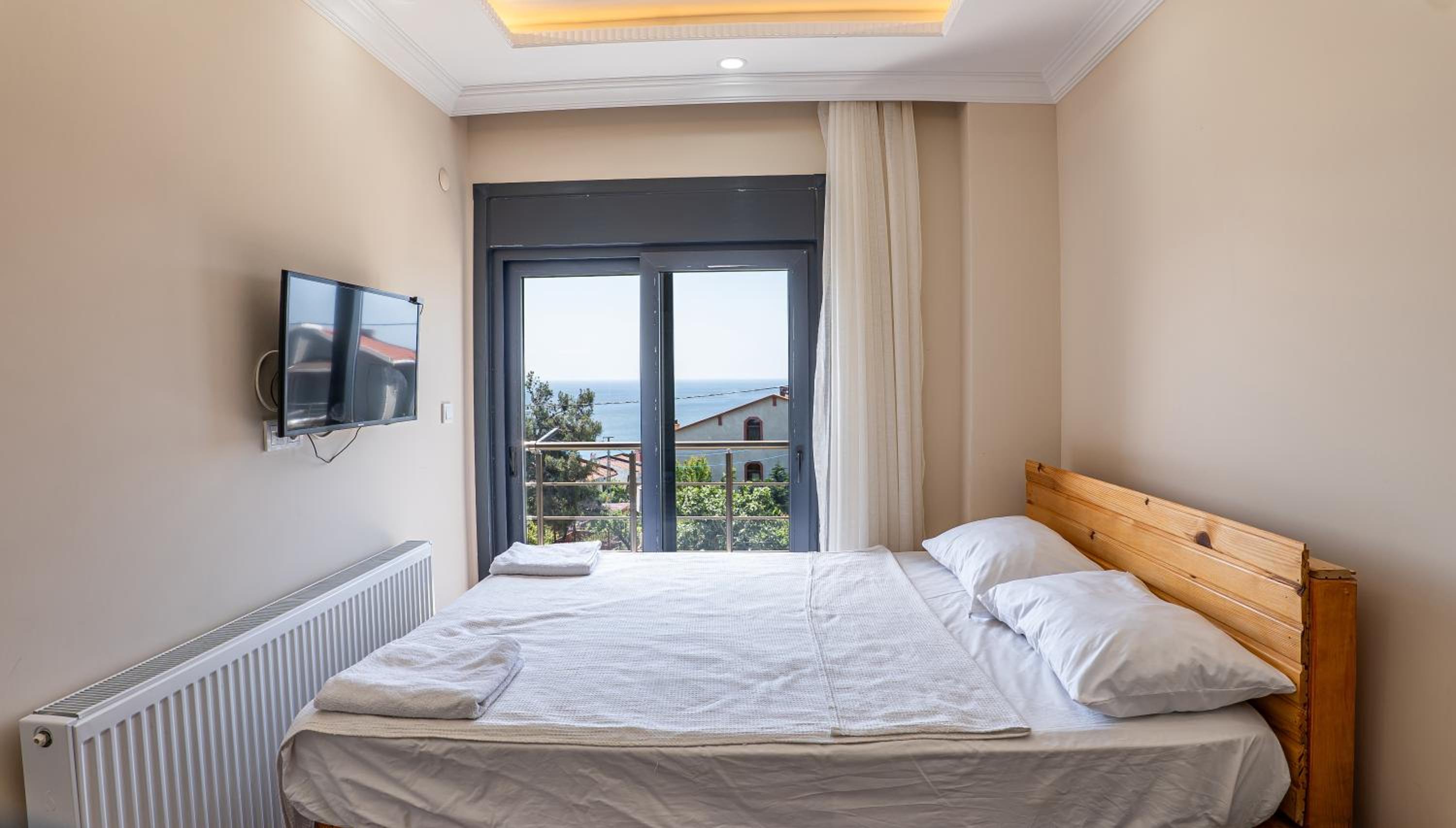 Villa photo 1