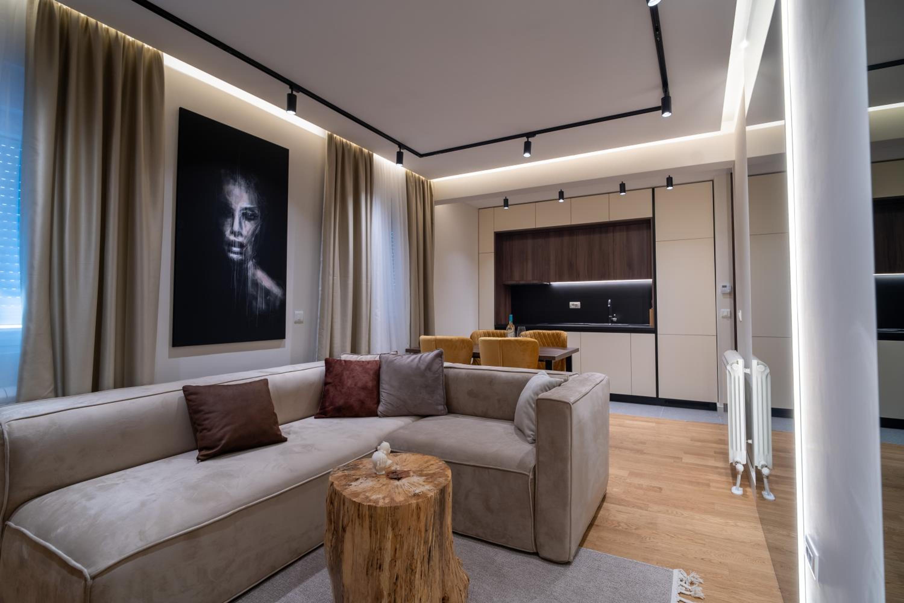 One-Bedroom Apartment with Balcony