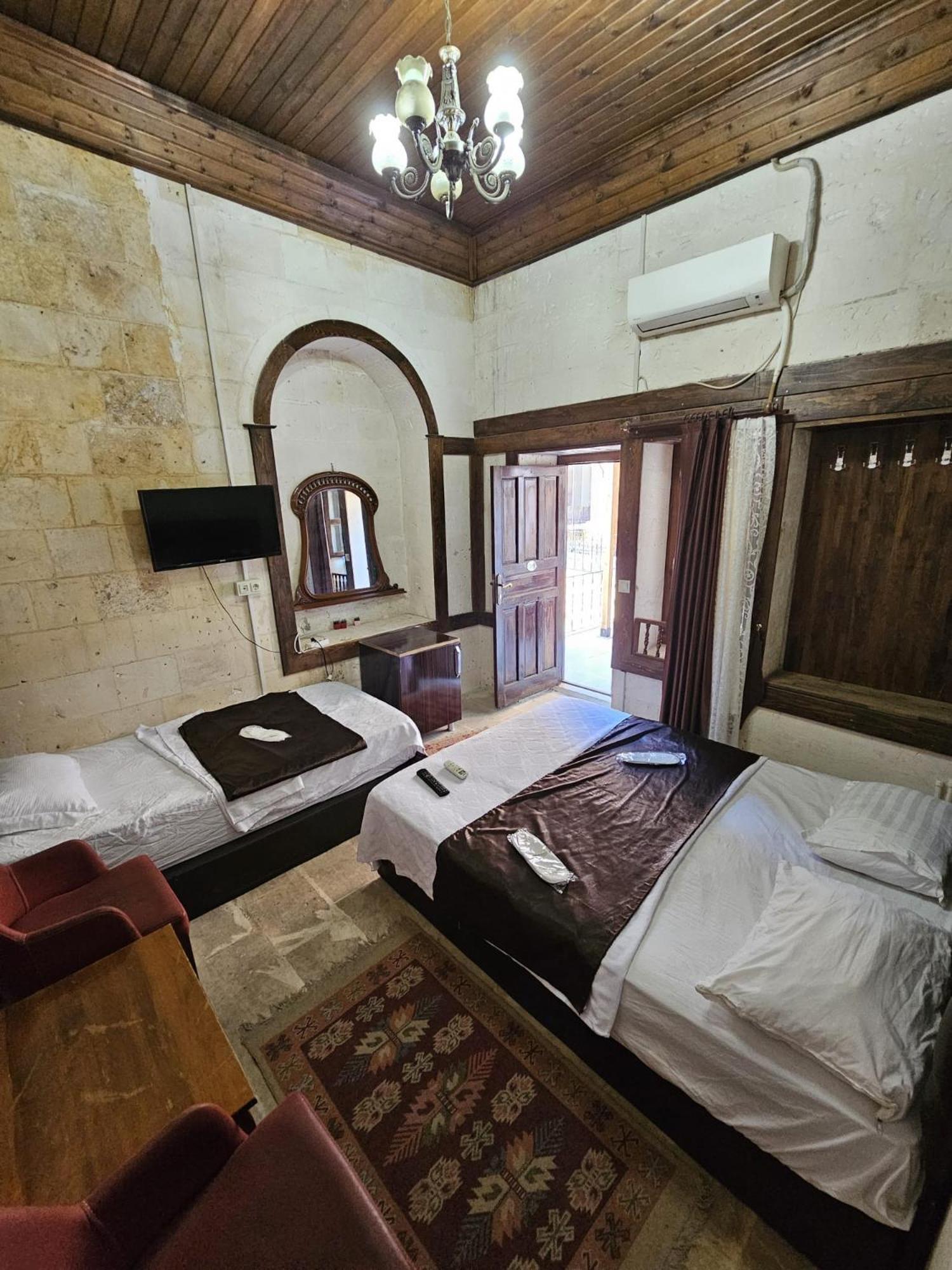 Deluxe Triple Room photo 1