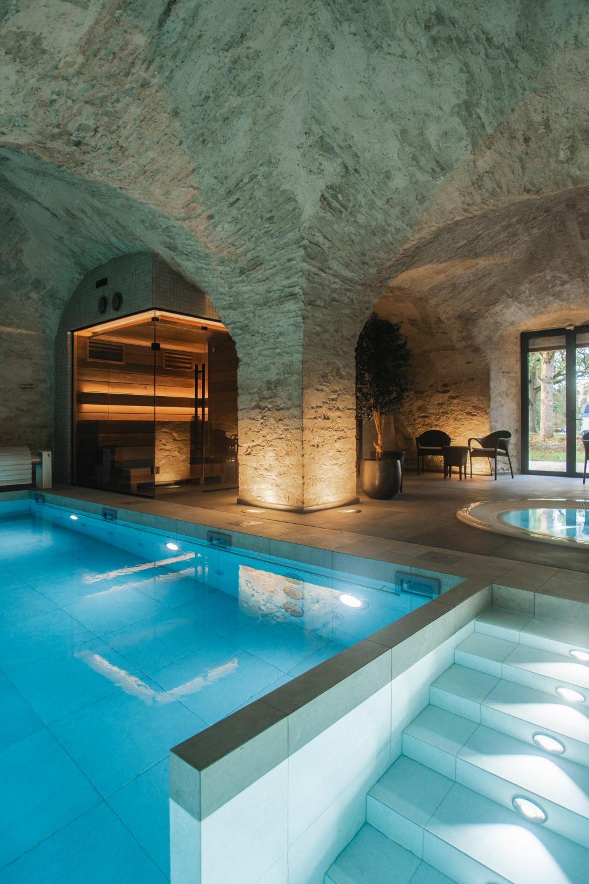 Villa With Private Pool photo 2