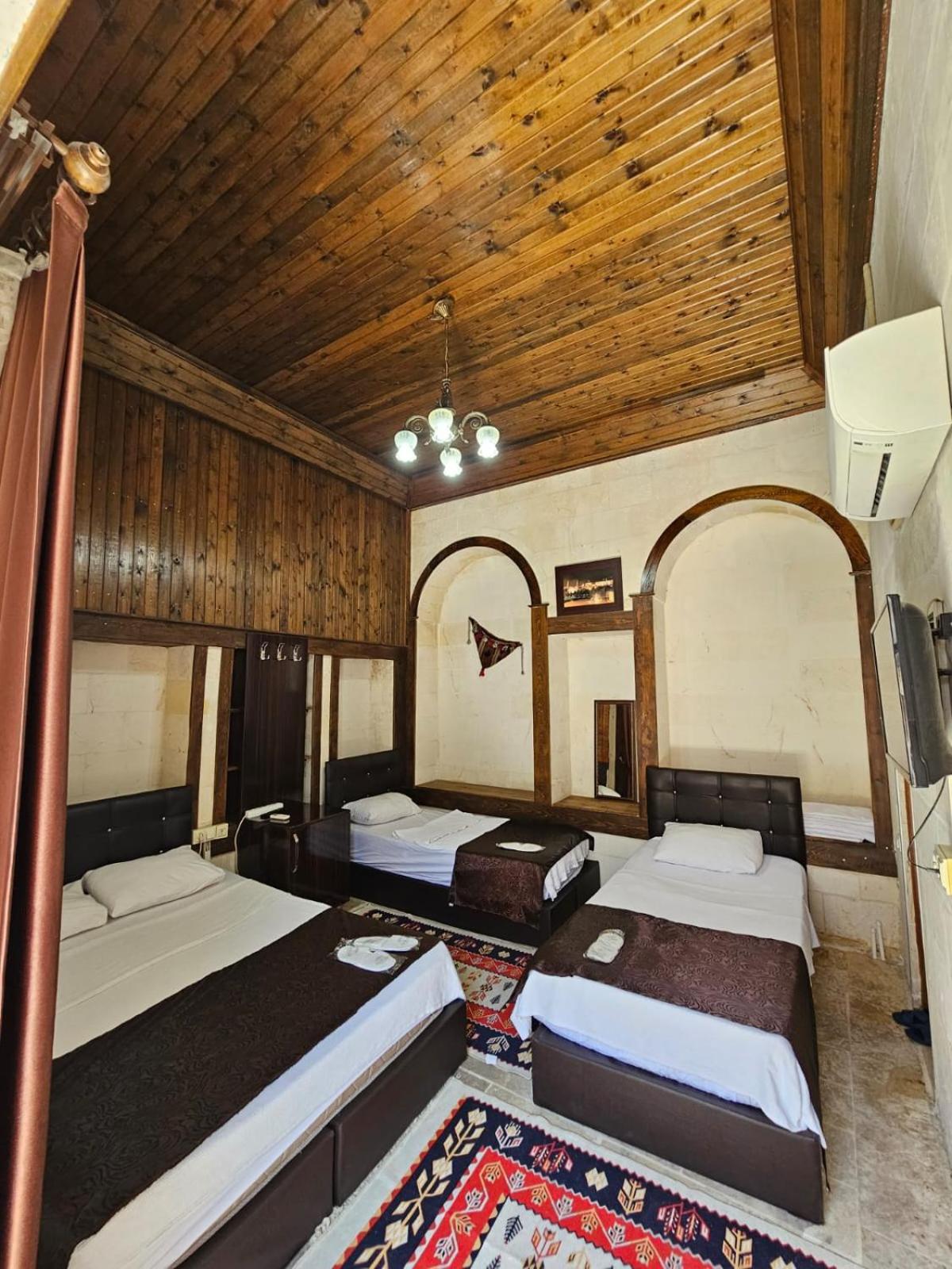 Quadruple Room With Terrace photo 1