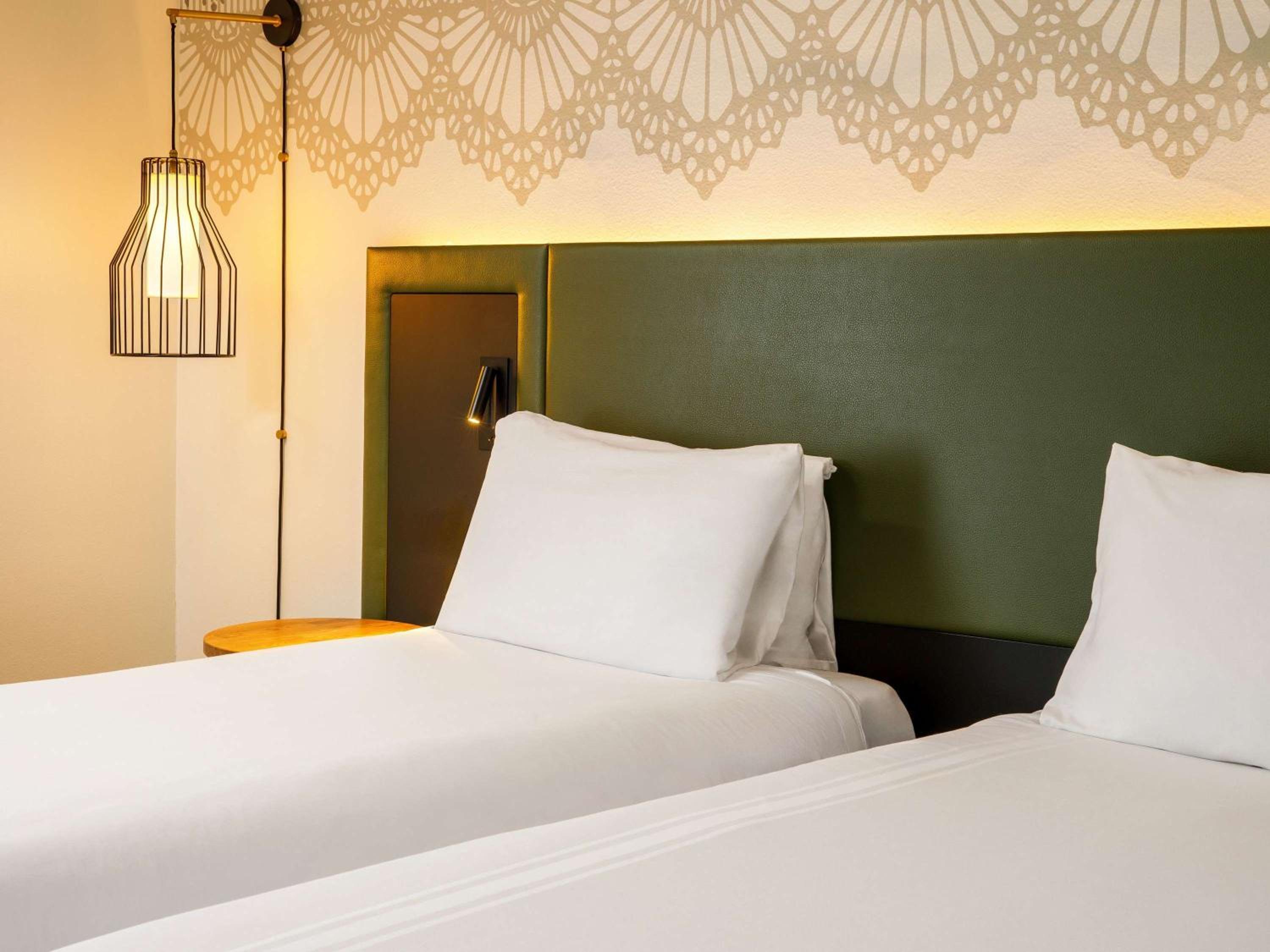 Classic Twin Room - Photo 9