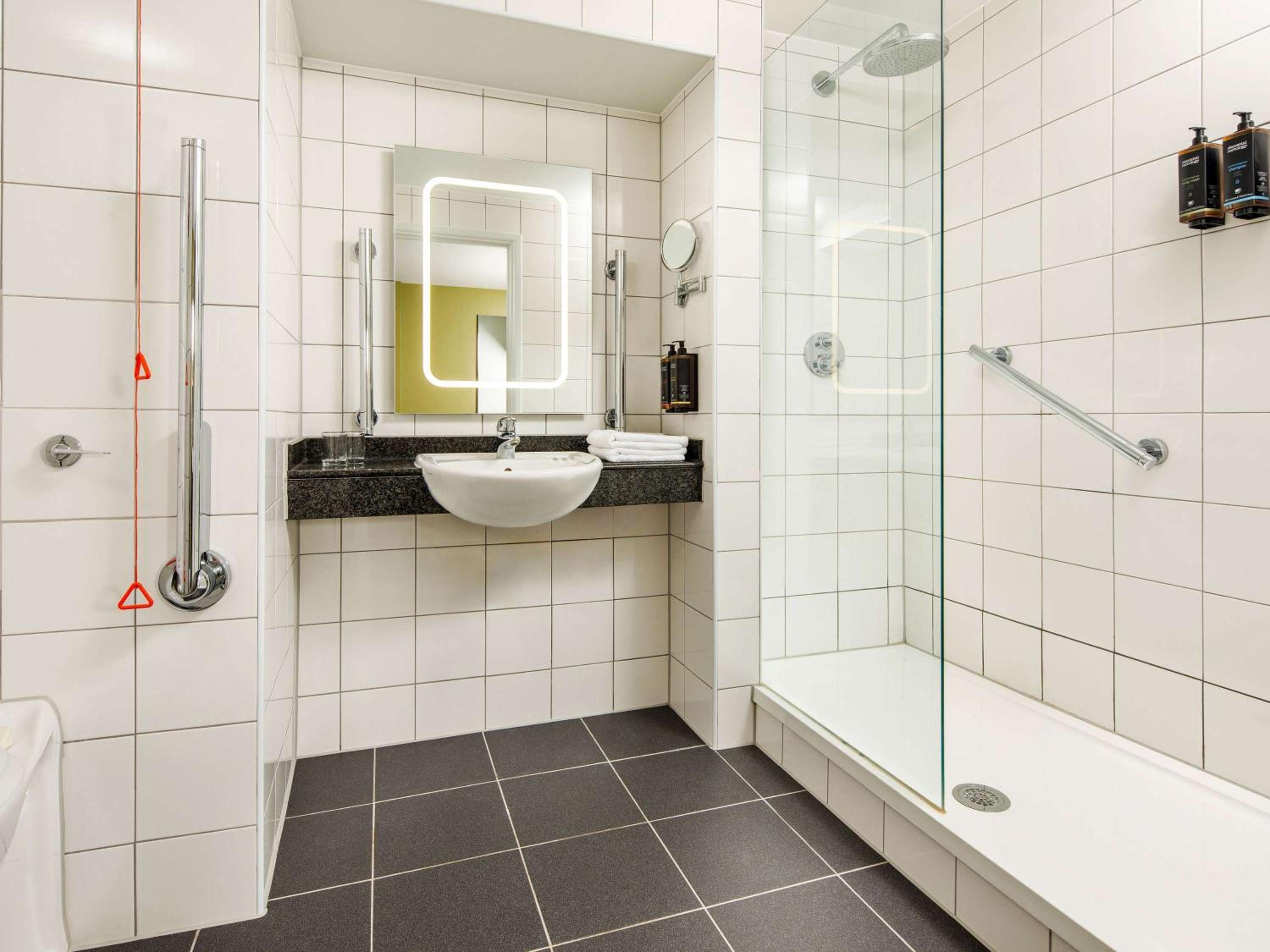 Accessible Classic Double Room - Photo 4