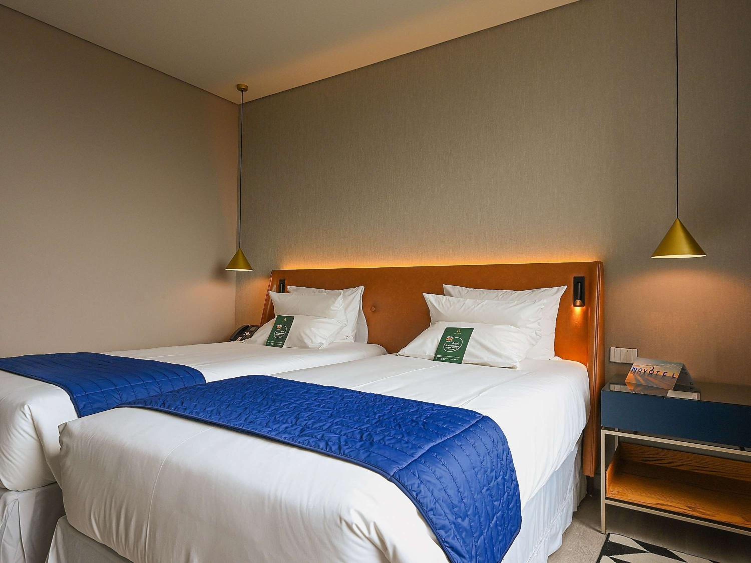 Standard Twin Room - Photo 2