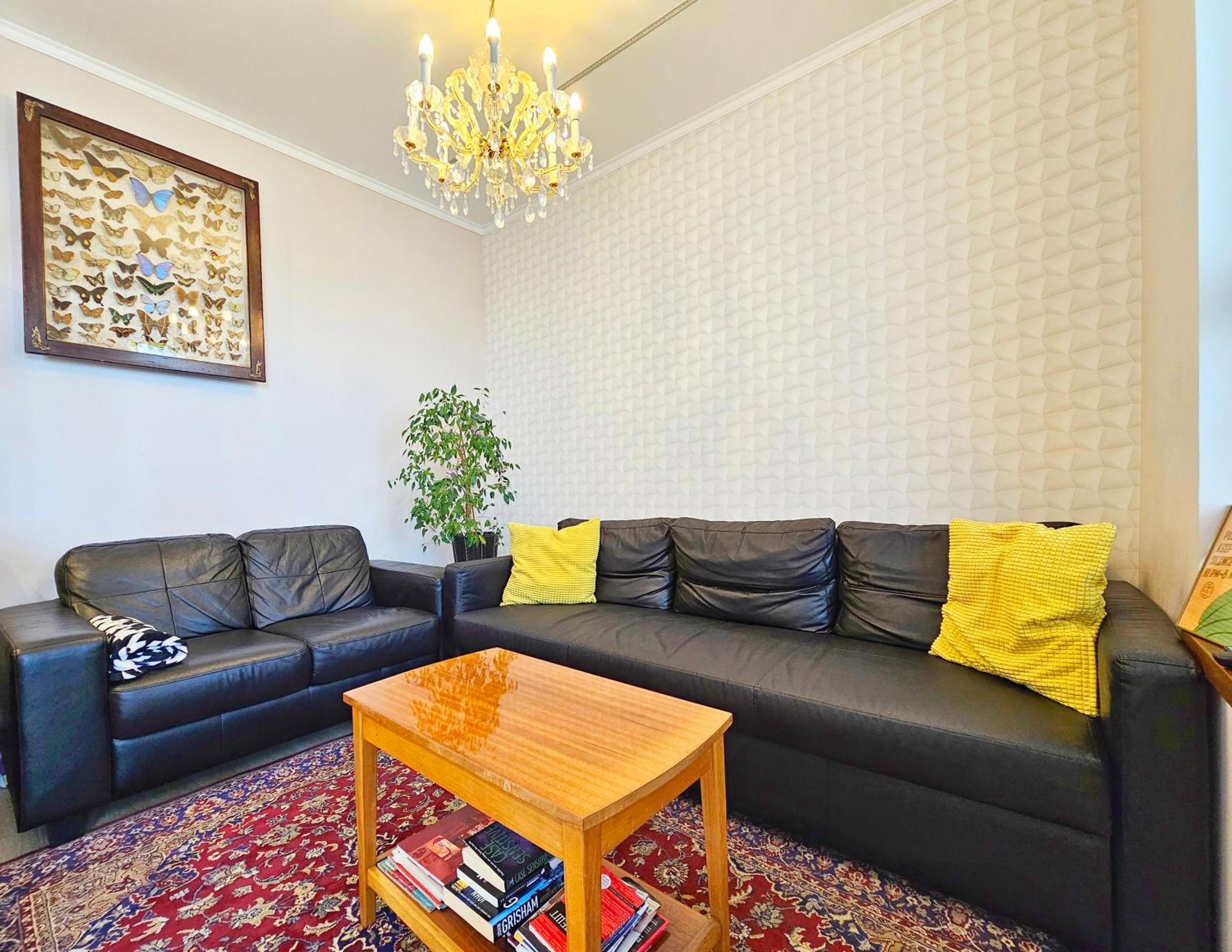 Apartment with Terrace - Photo 20