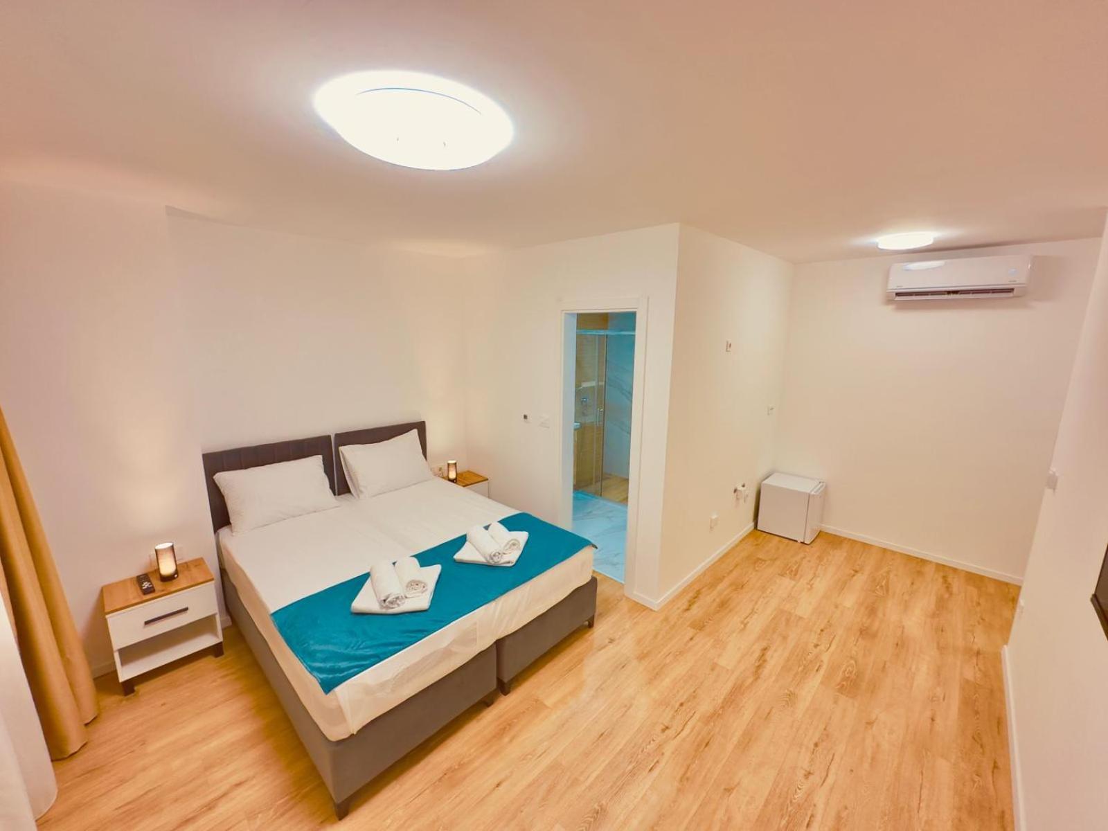 Superior Double Room with Balcony photo 2