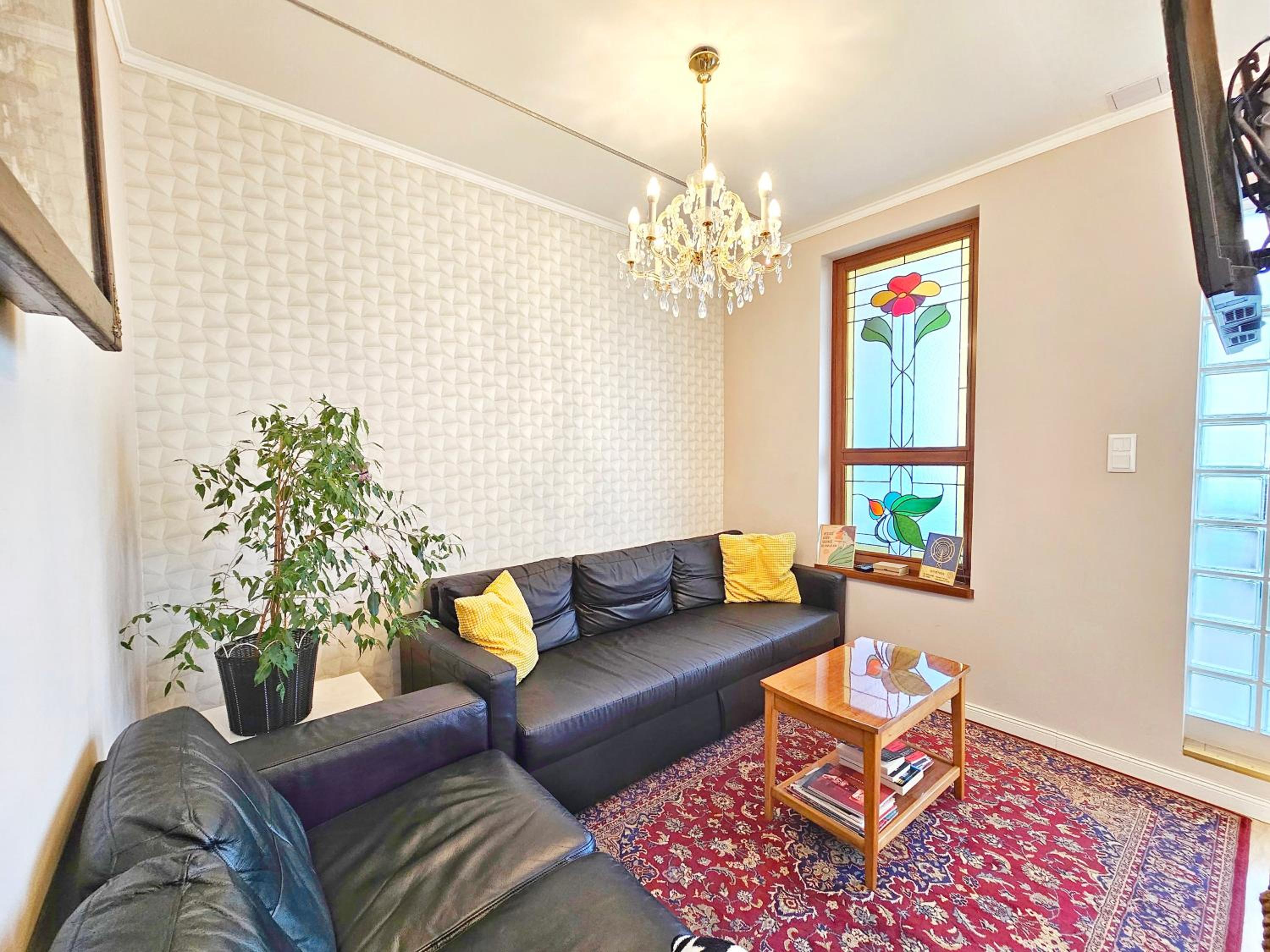 Apartment with Terrace - Photo 19
