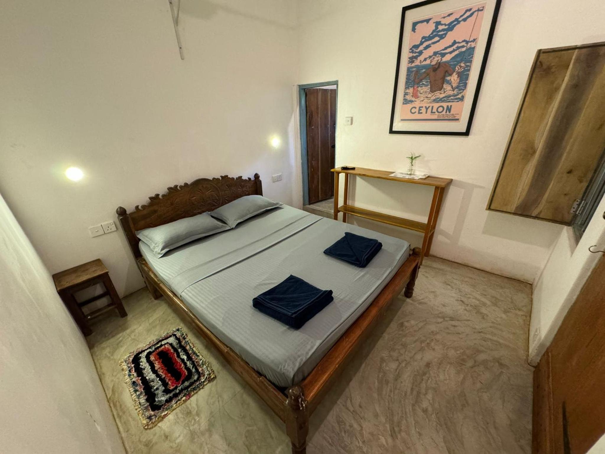 Budget Double Room photo 3
