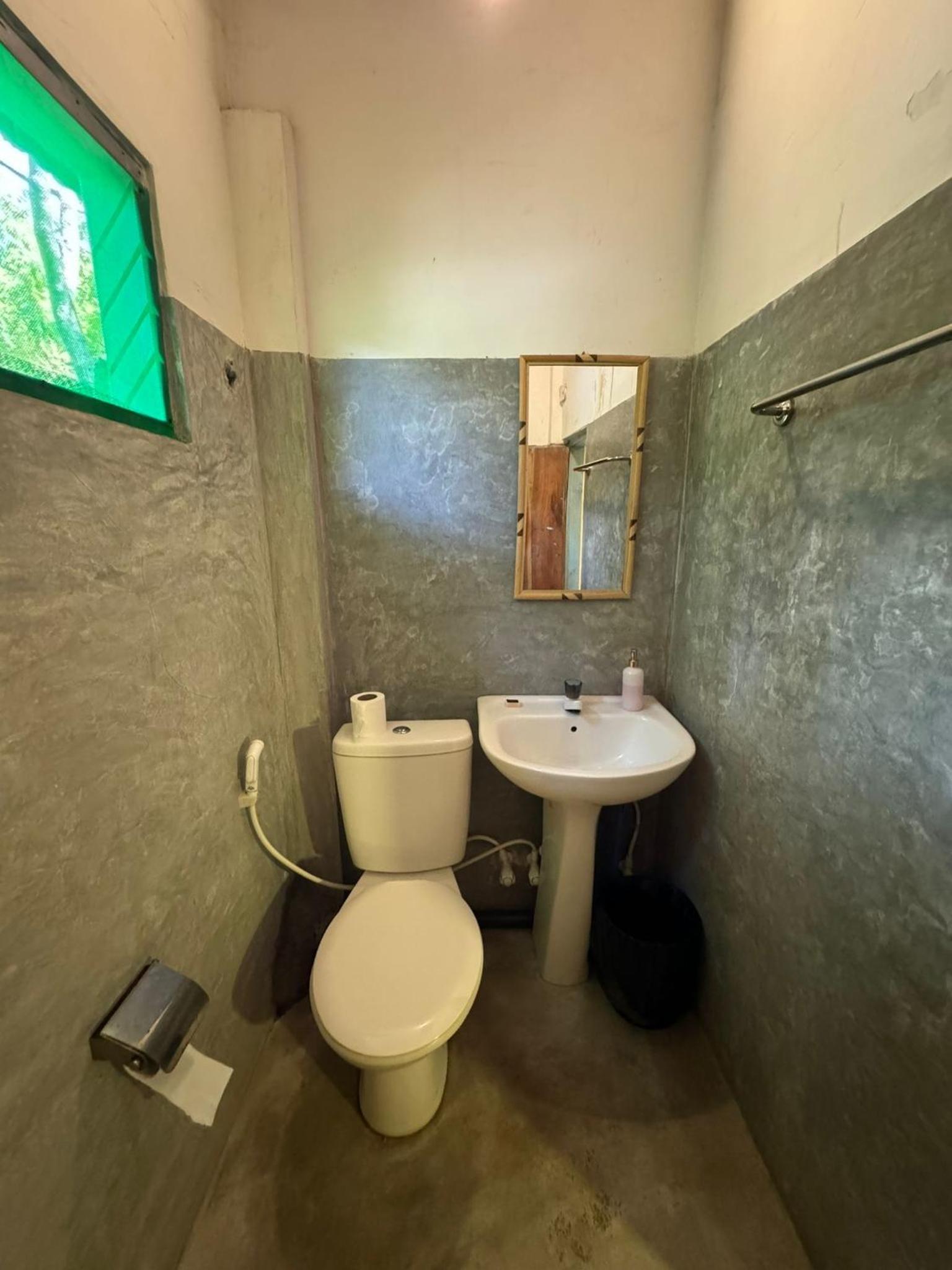 Budget Double Room photo 2
