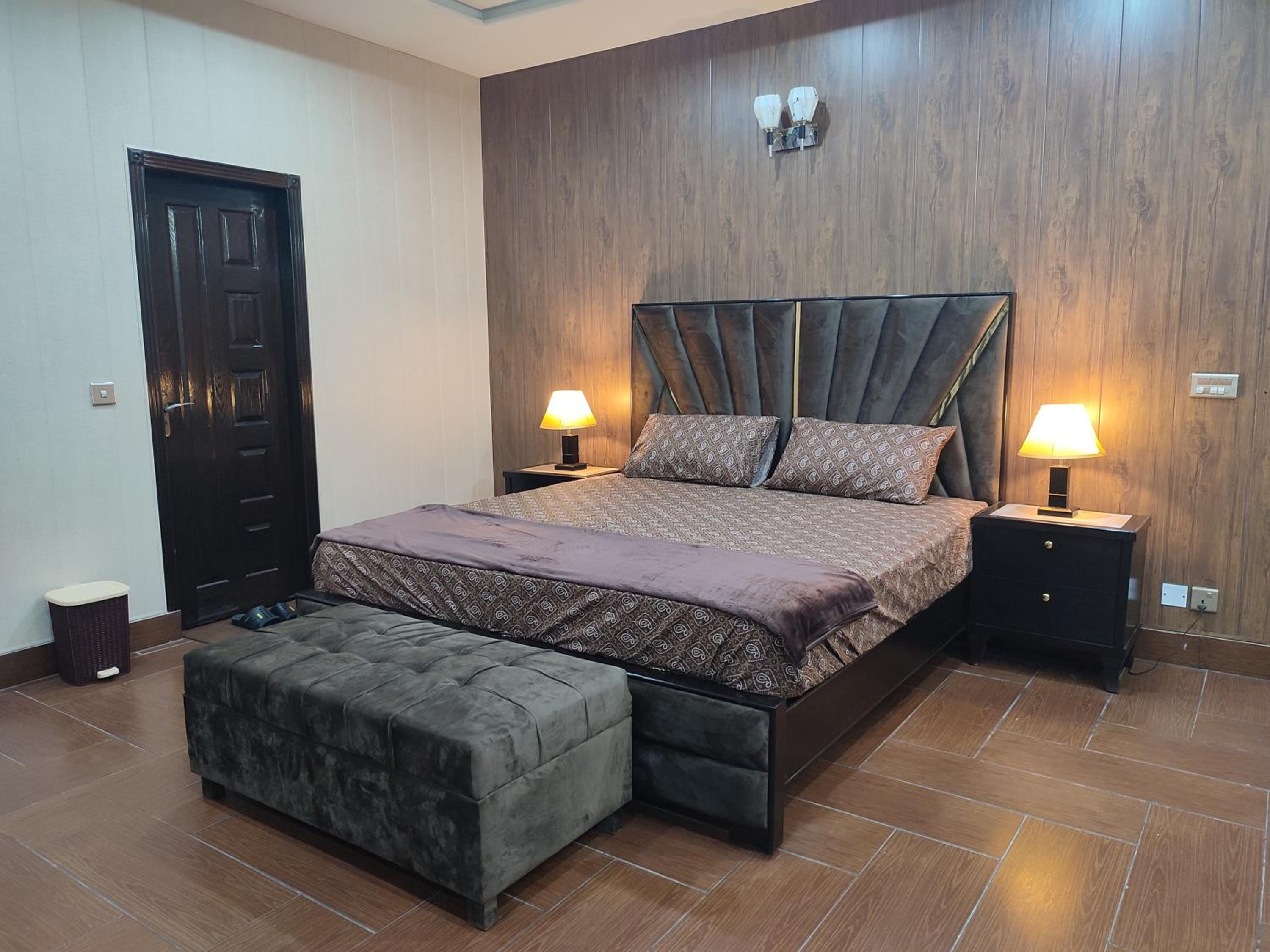 Four-Bedroom House photo 2