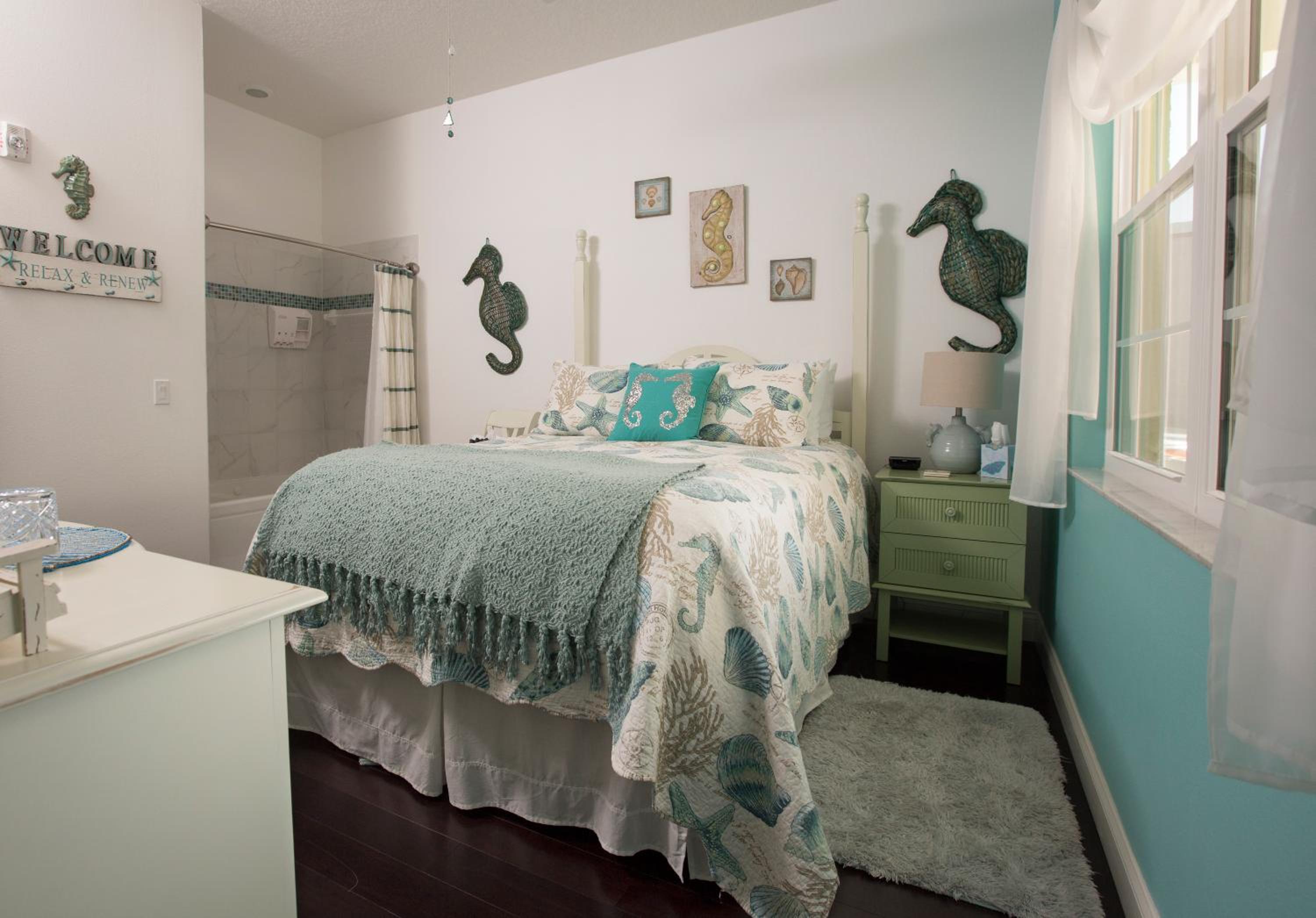 Sea Horse Queen Room photo 3
