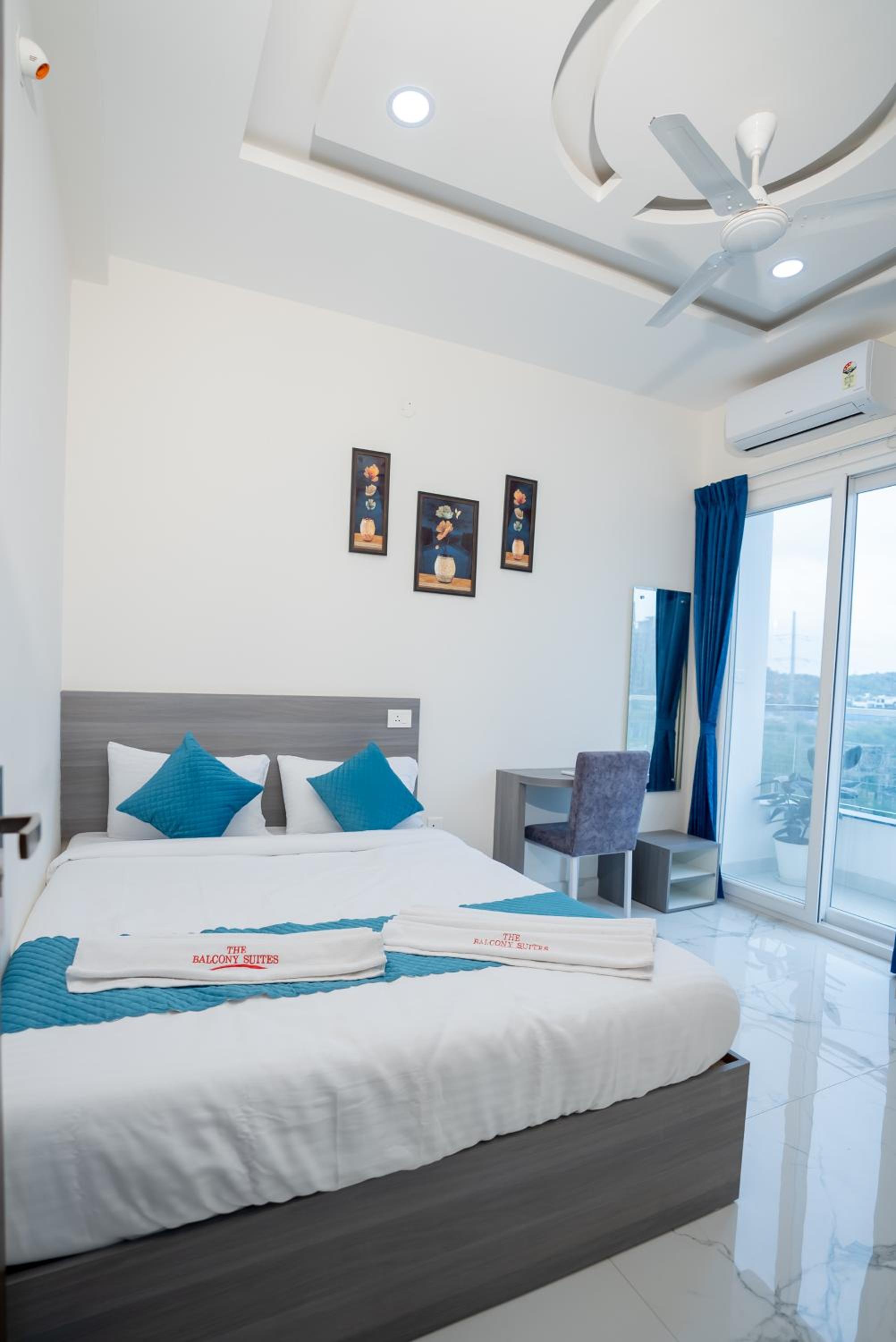 Three-Bedroom Suite - Photo 20