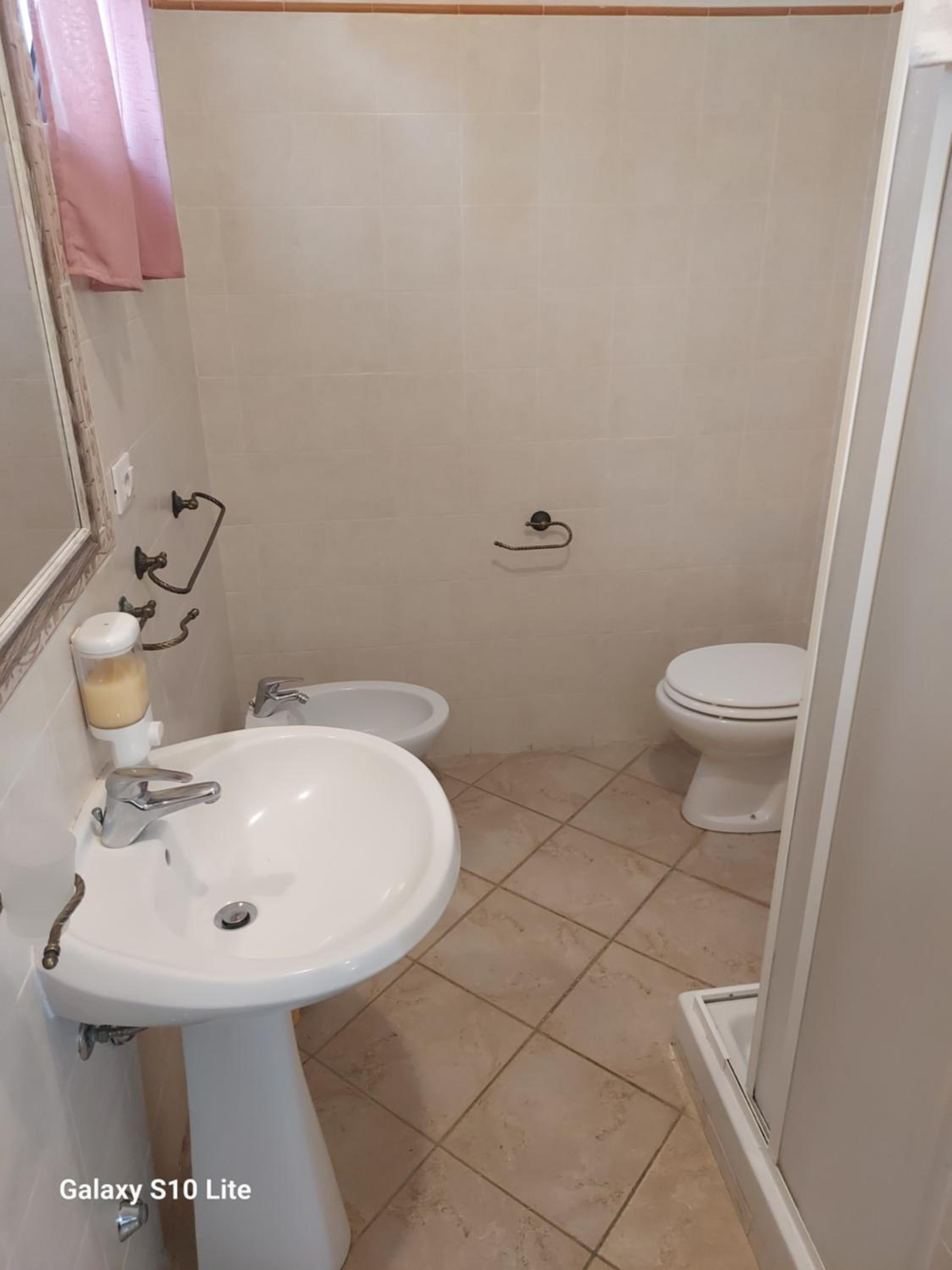 Standard Triple Room photo 3
