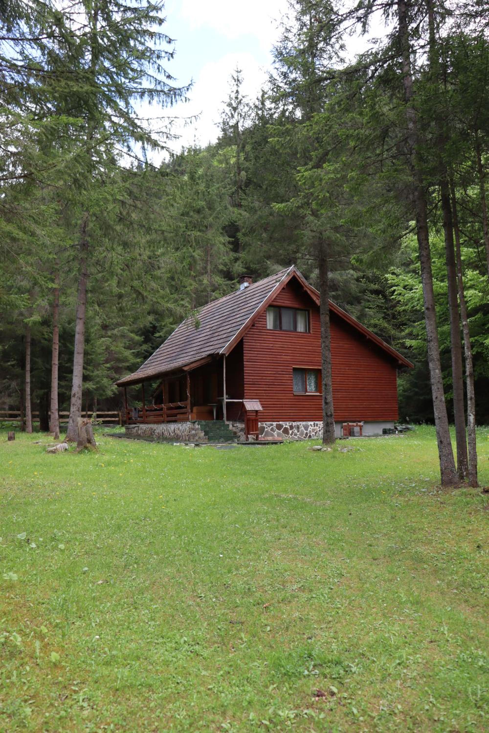 Four-Bedroom House photo 3