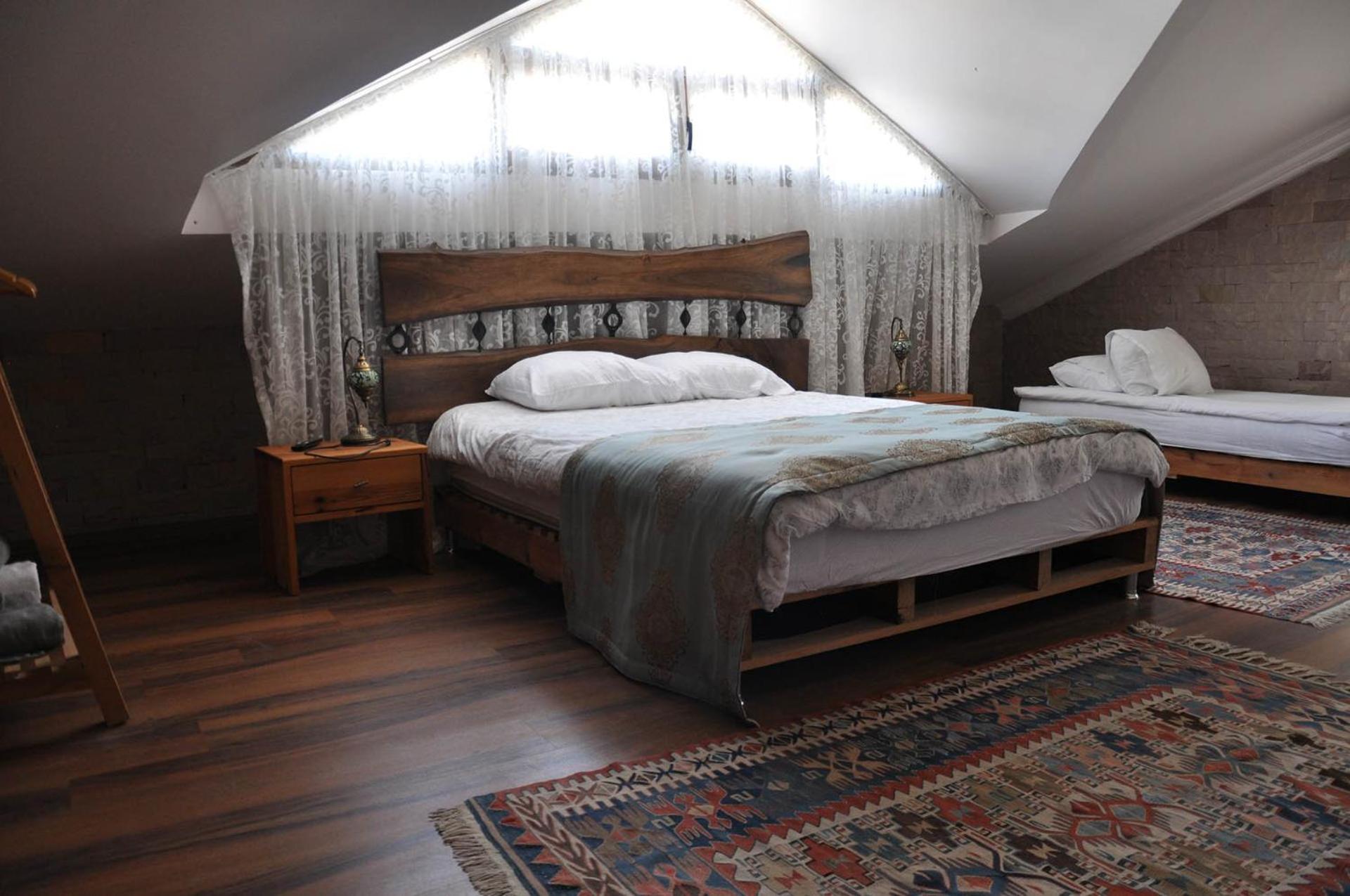 Deluxe Double Room With Bath photo 1