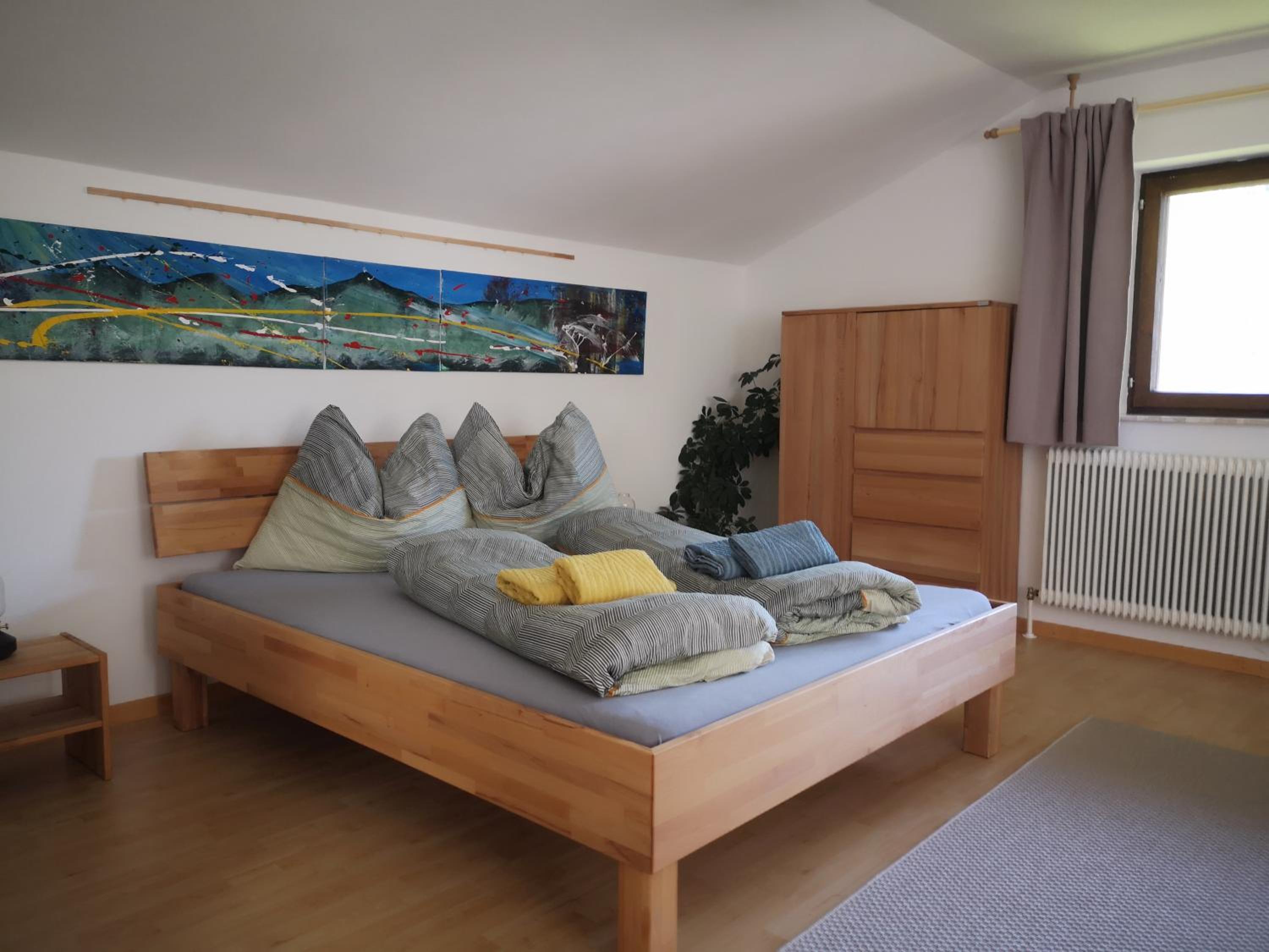 One-Bedroom Apartment photo 1