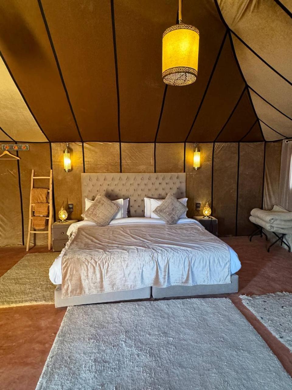 Deluxe Double Tent with Desert View photo 1