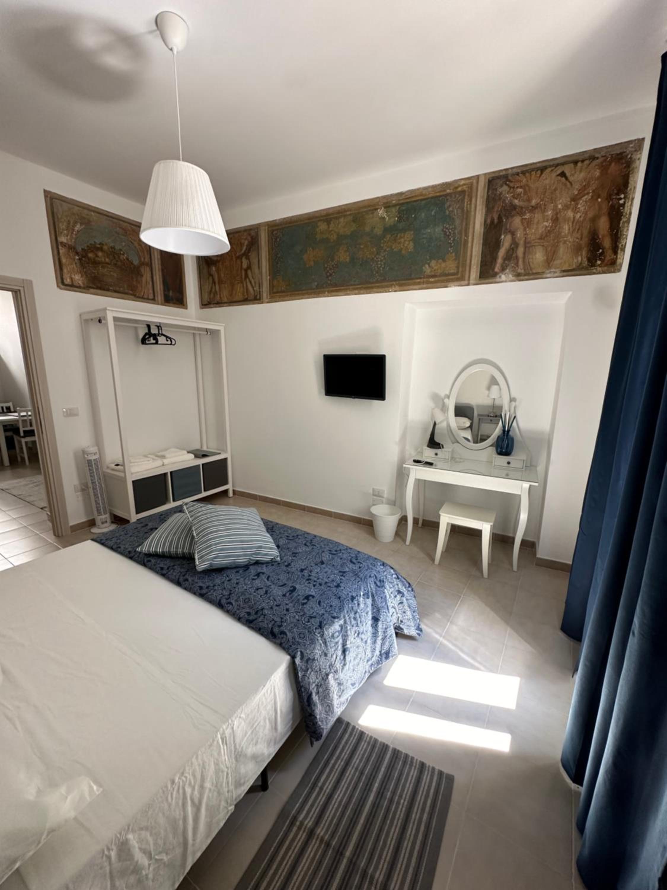 Double Room with Shared Bathroom