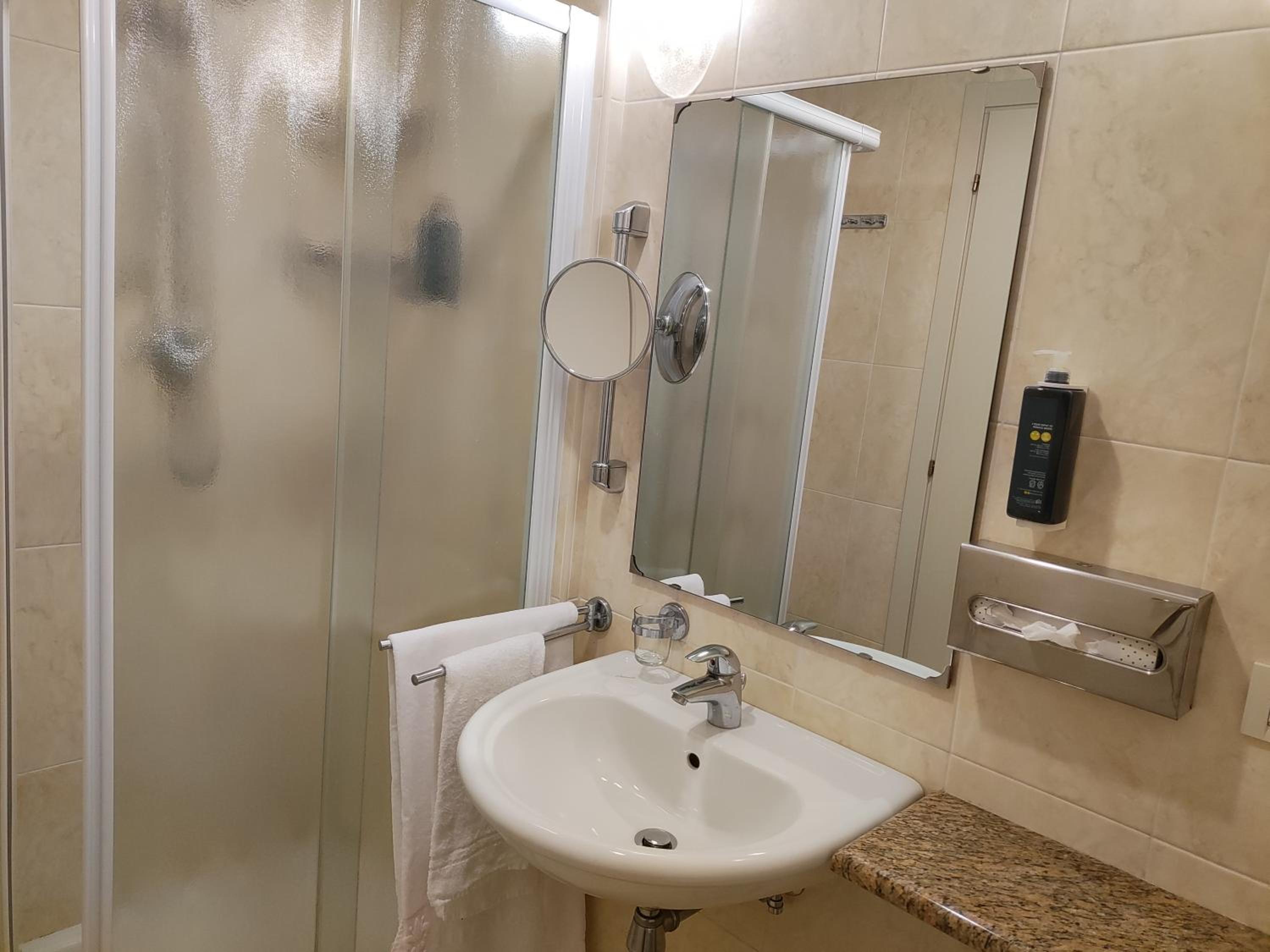 Superior Single Room photo 3