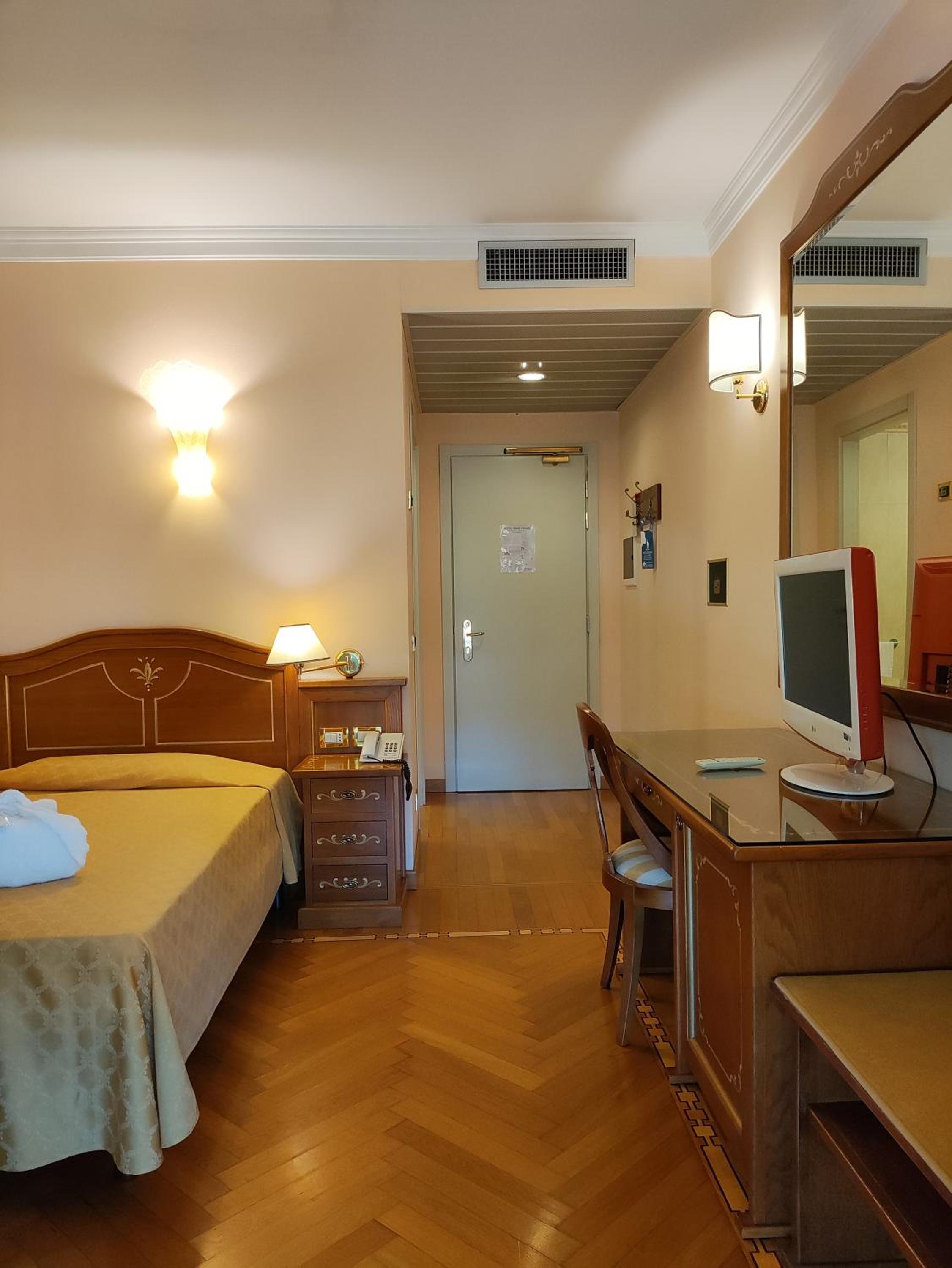 Superior Single Room photo 2