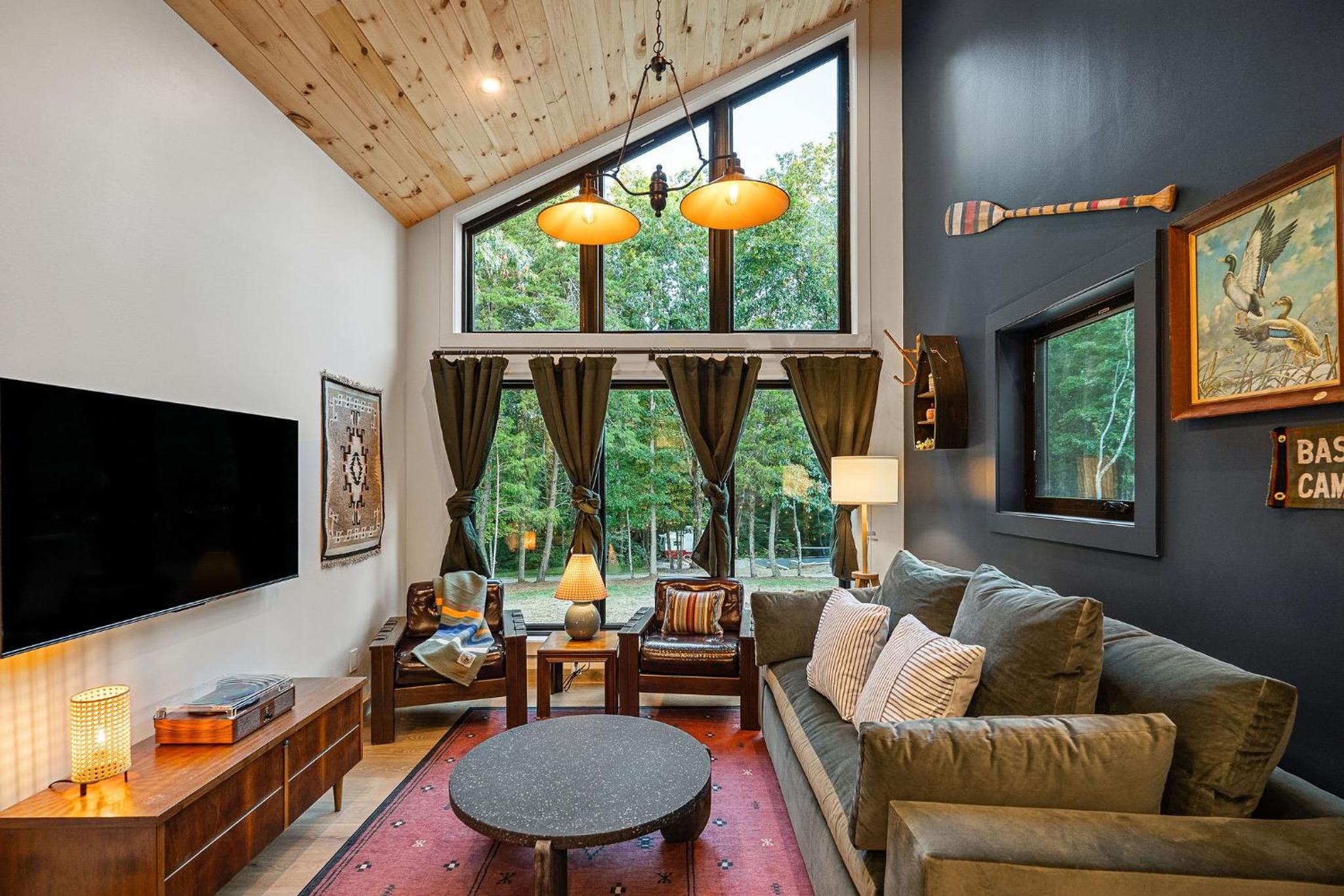 One-Bedroom House photo 1