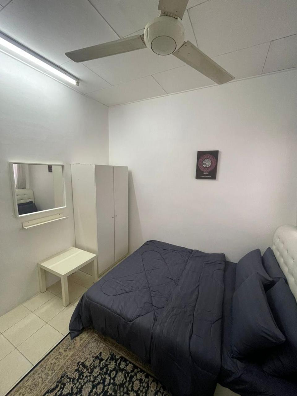Three-Bedroom House photo 2