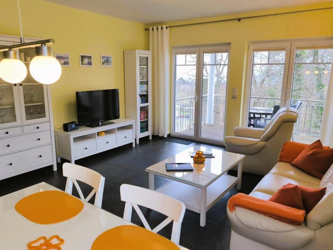 Apartment with Sea View photo 1