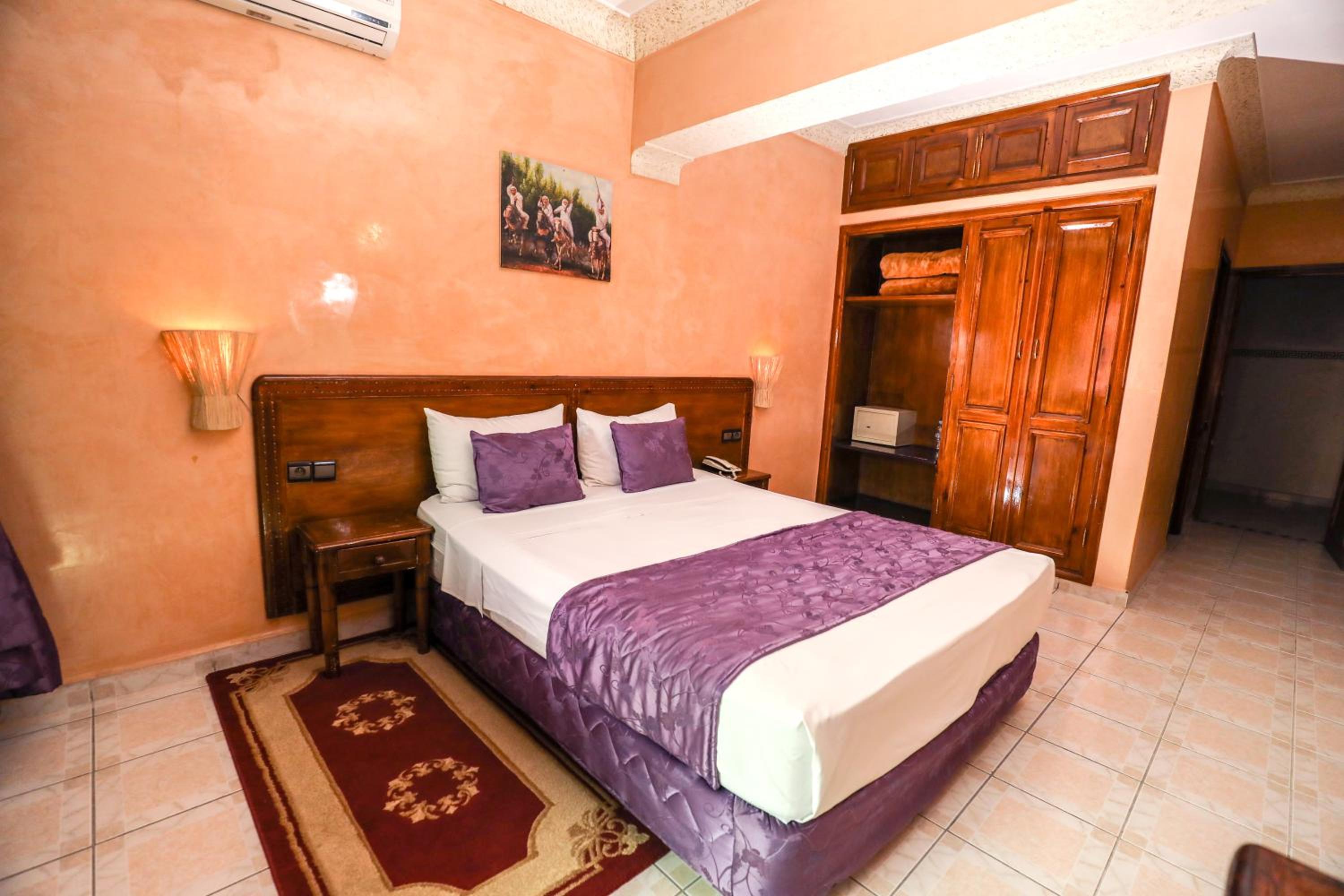 Standard King Room