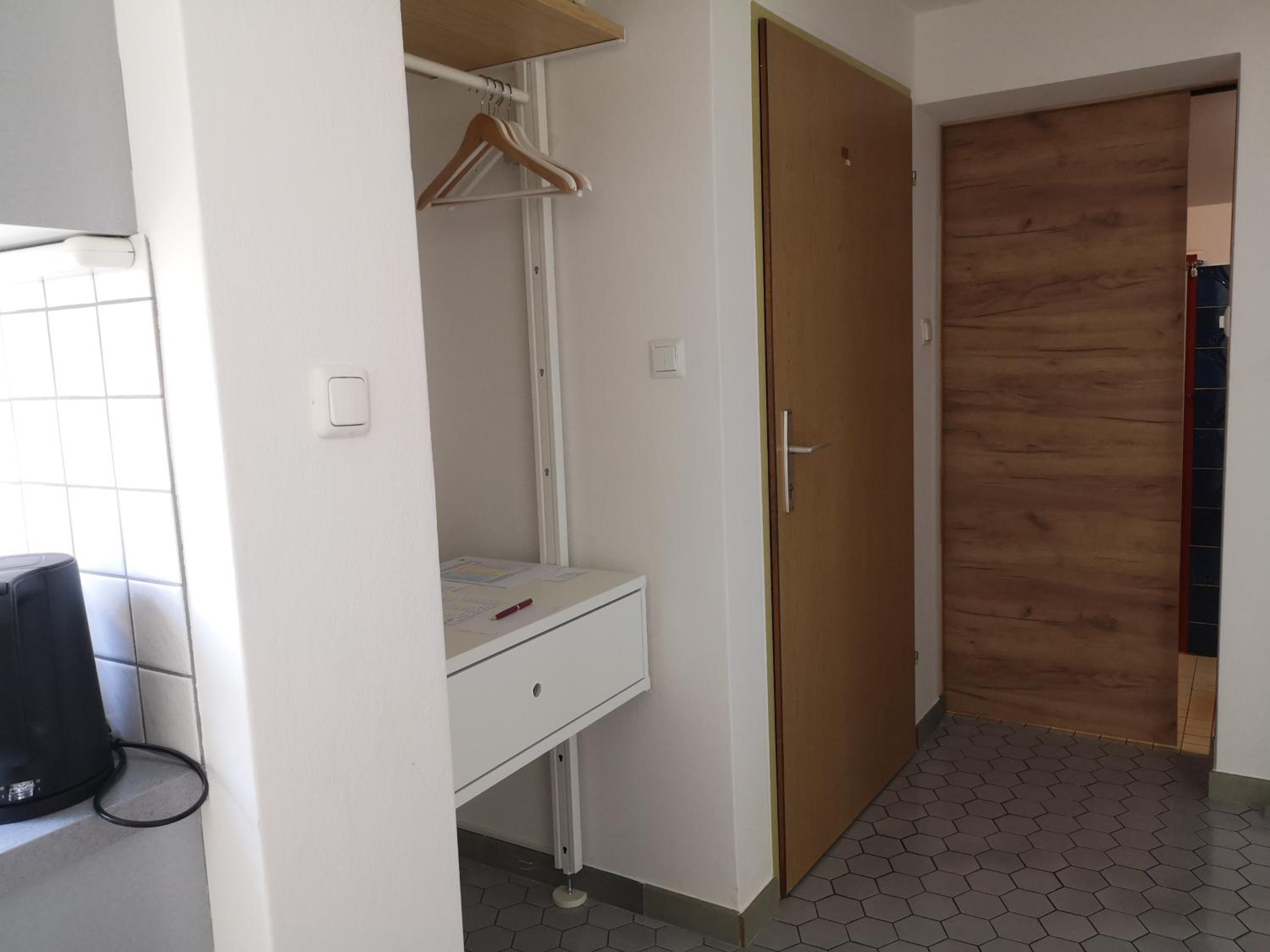 One-Bedroom Apartment photo 3