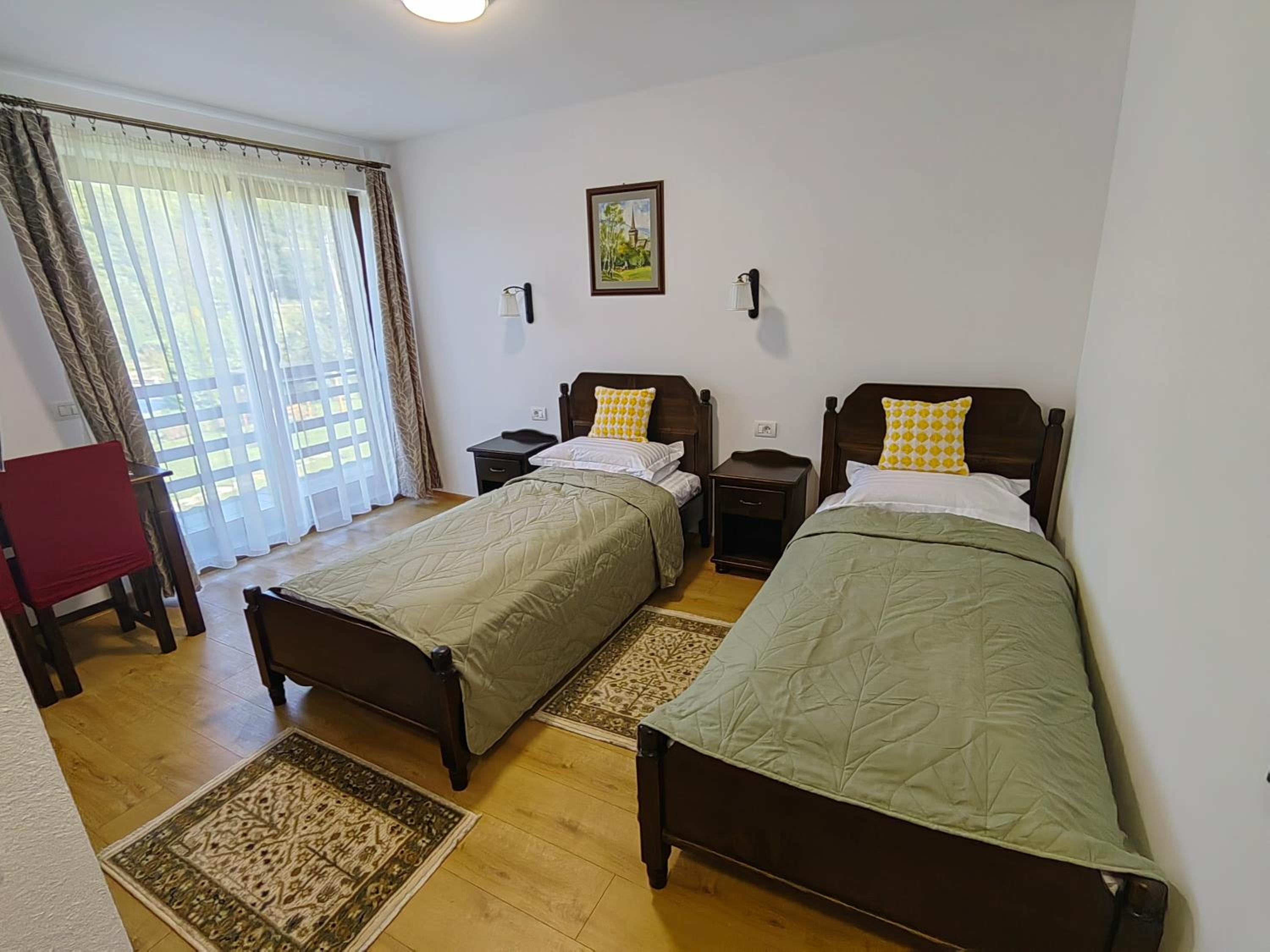 Deluxe Twin Room photo 1