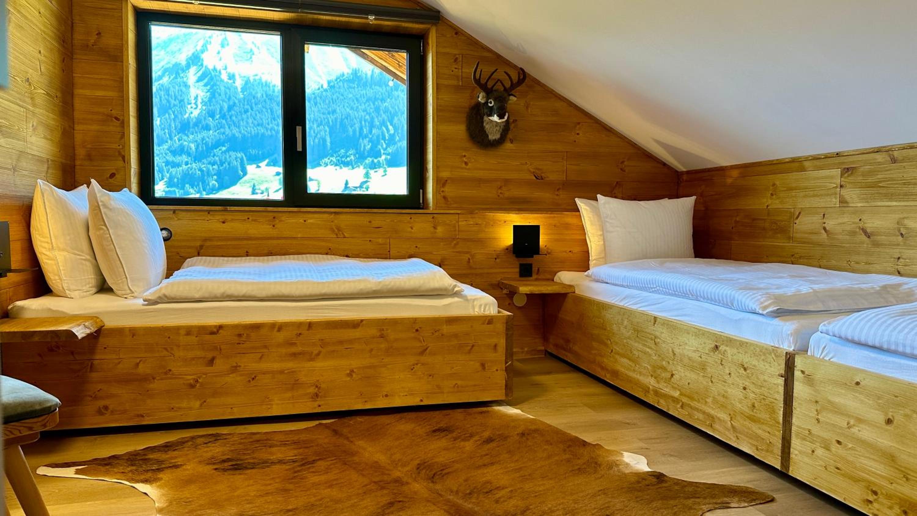 Family Room with Mountain View