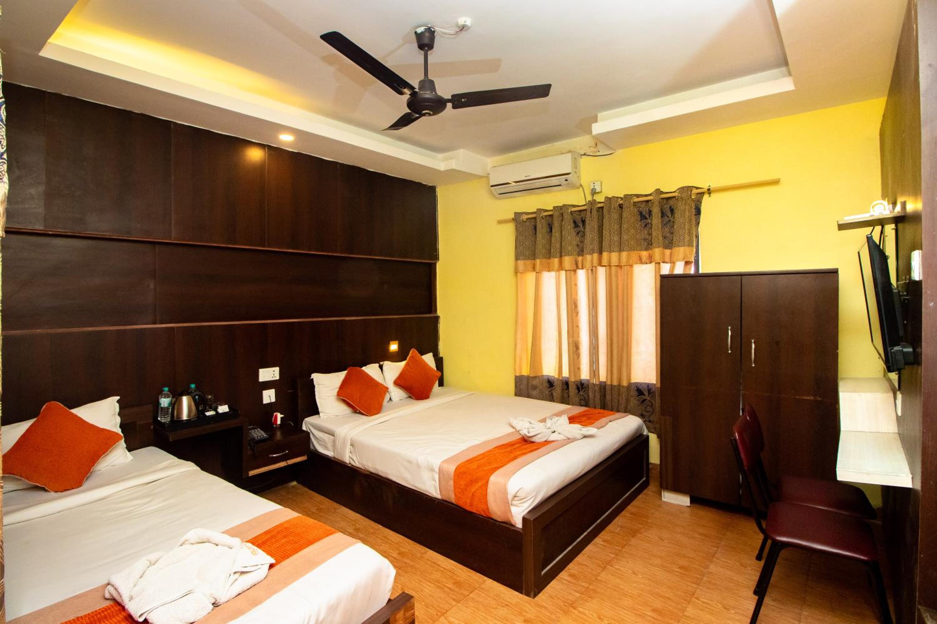 Deluxe King Room